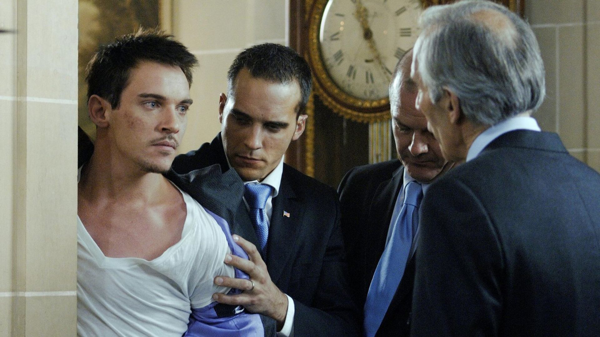 Jonathan Rhys Meyers nel film 'From Paris with Love'