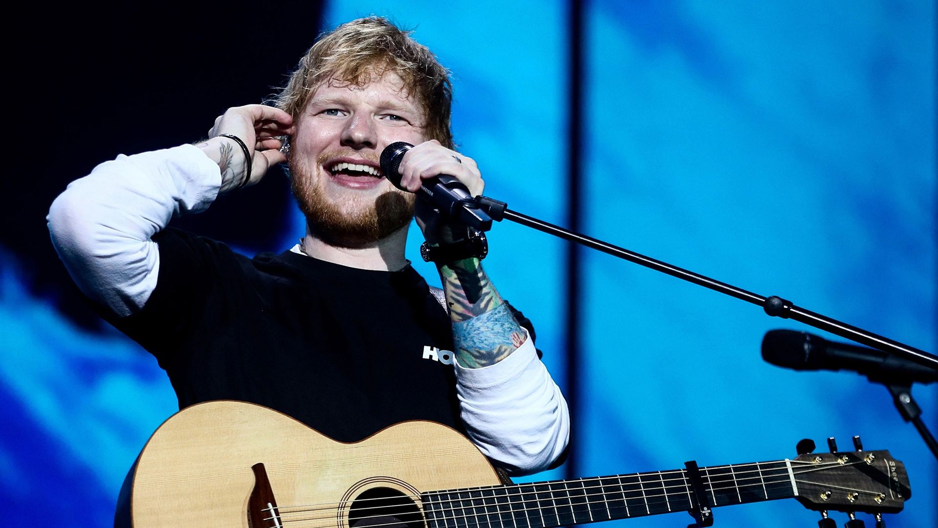 Un brillante rappresentante del segno dell'Acquario è il cantante Ed Sheeran