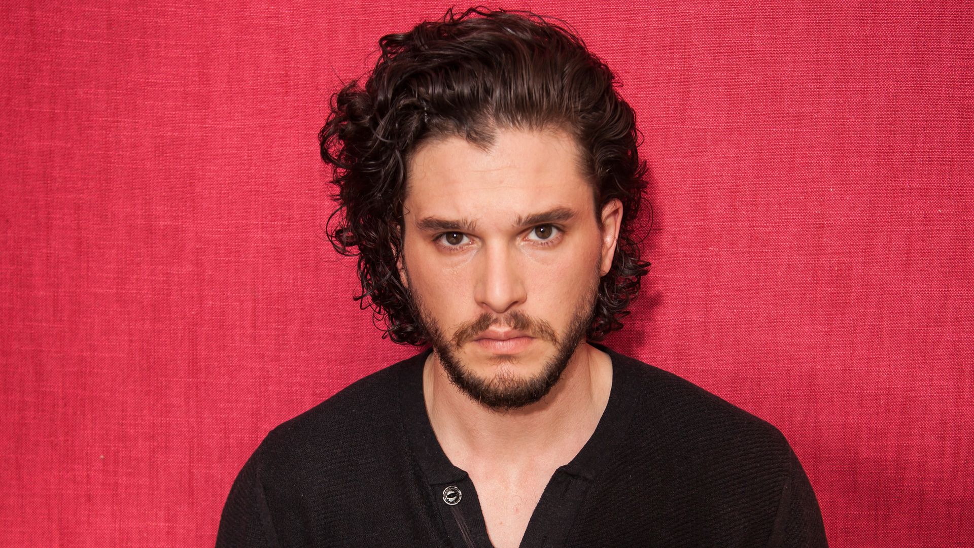 Attore Kit Harington secondo l'oroscopo del Capricorno