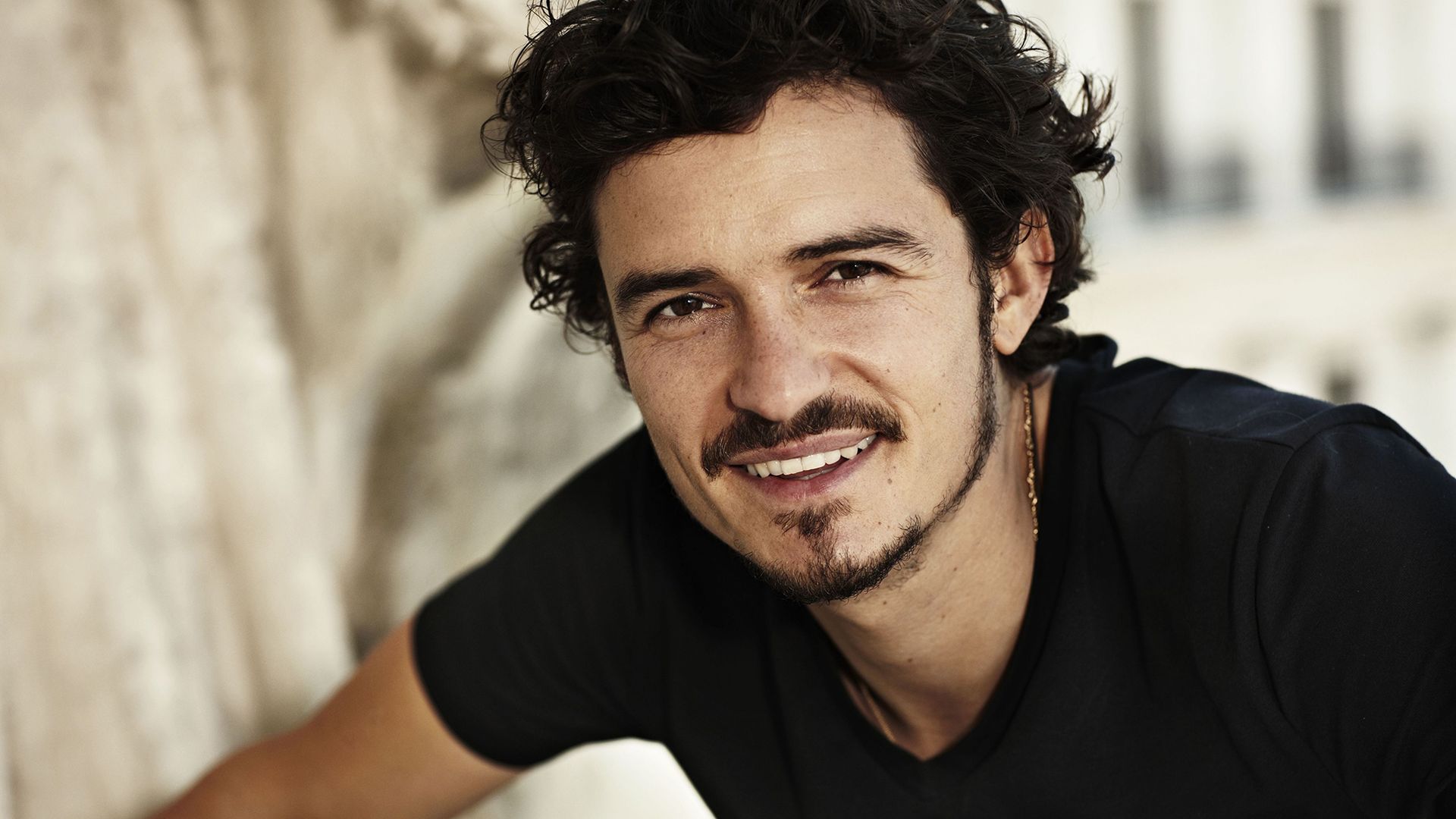 L'attore Orlando Bloom – un brillante rappresentante del segno del Capricorno