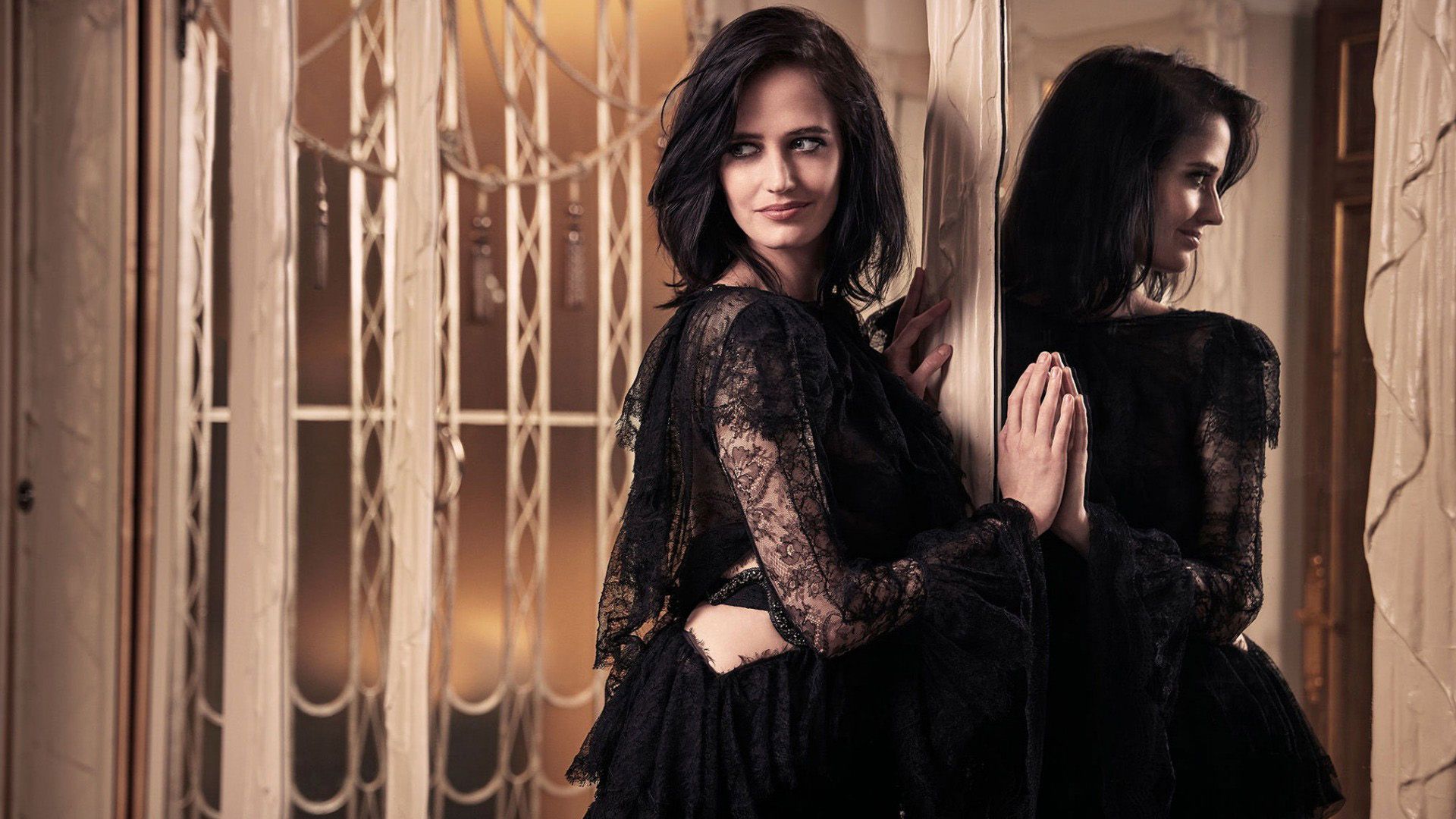 Attrice Eva Green – Cancro secondo l'oroscopo