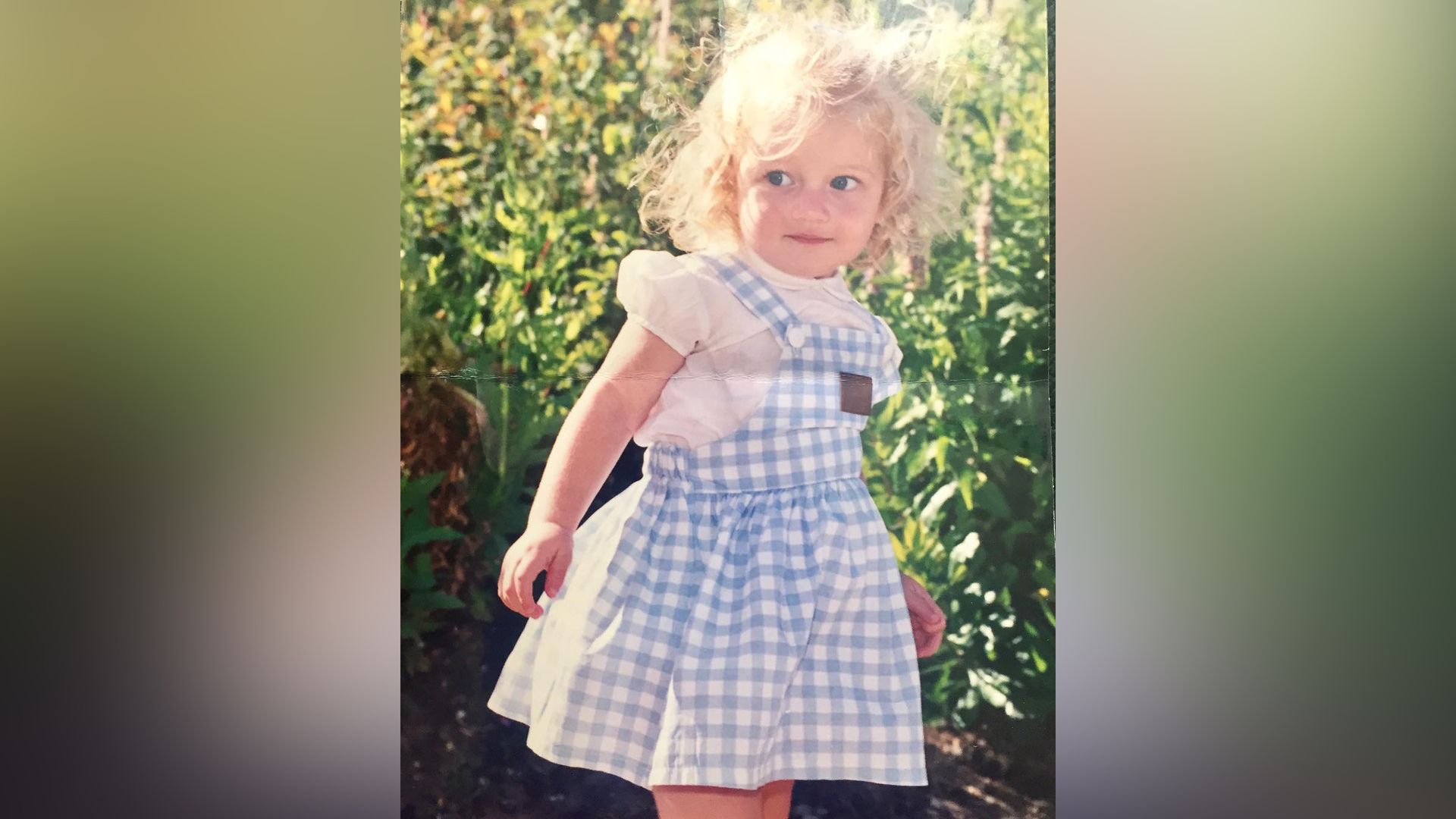Julia Garner da bambina