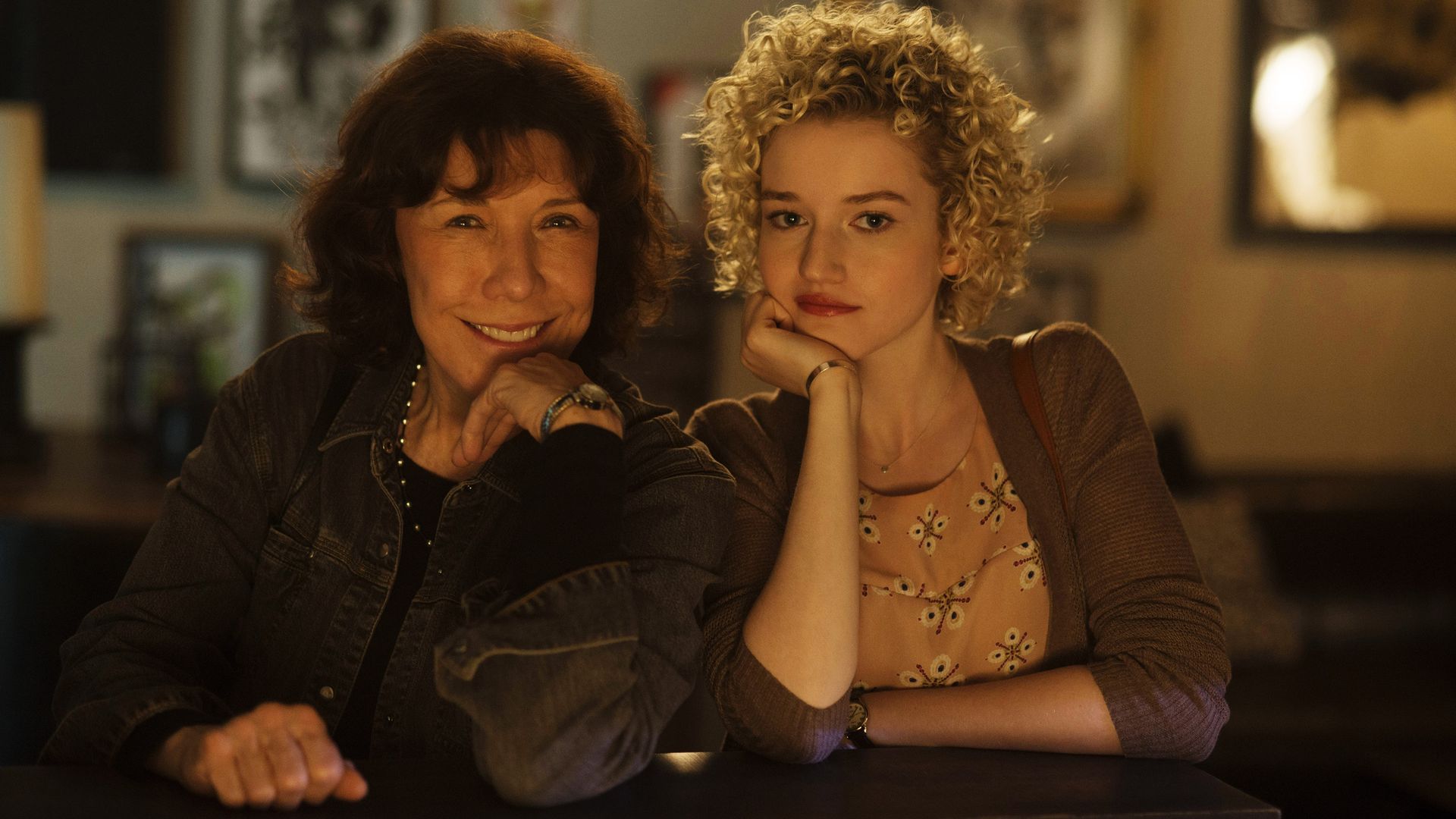 Julia Garner nel film 'Grandma'