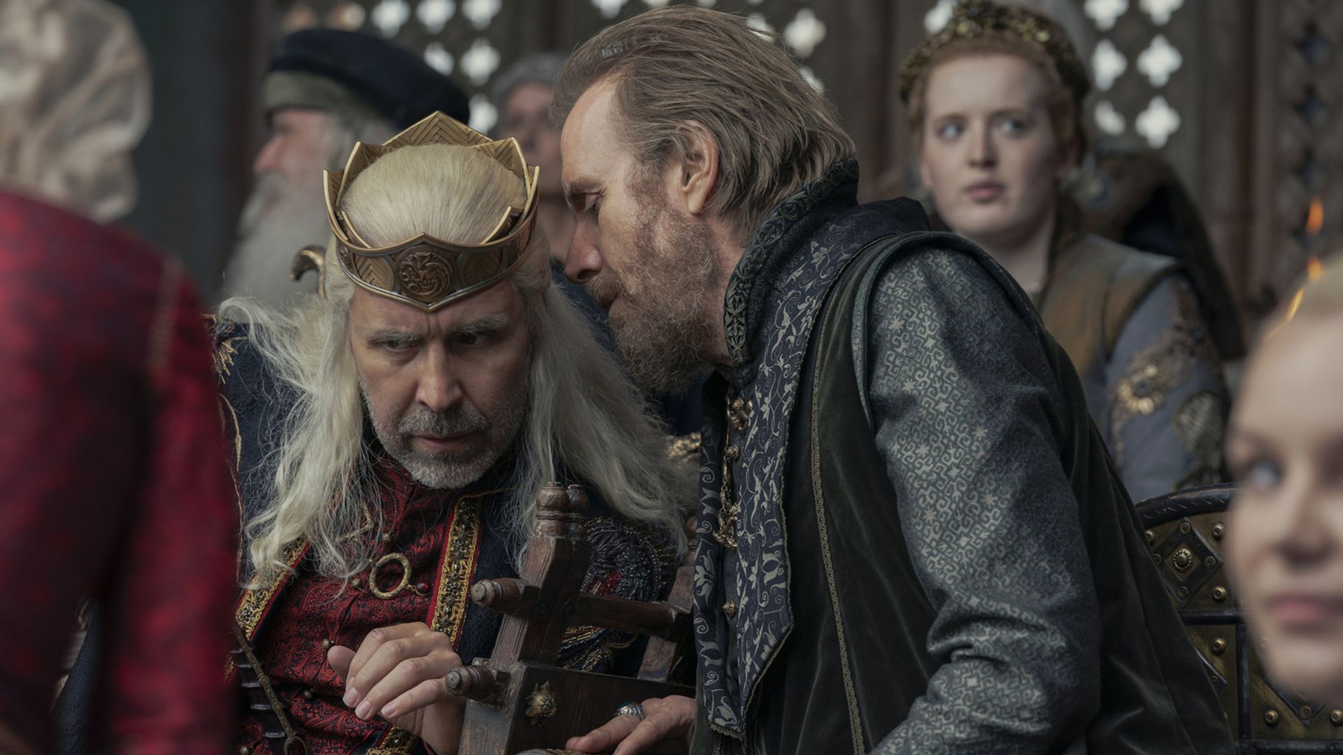 Rhys Ifans e Paddy Considine