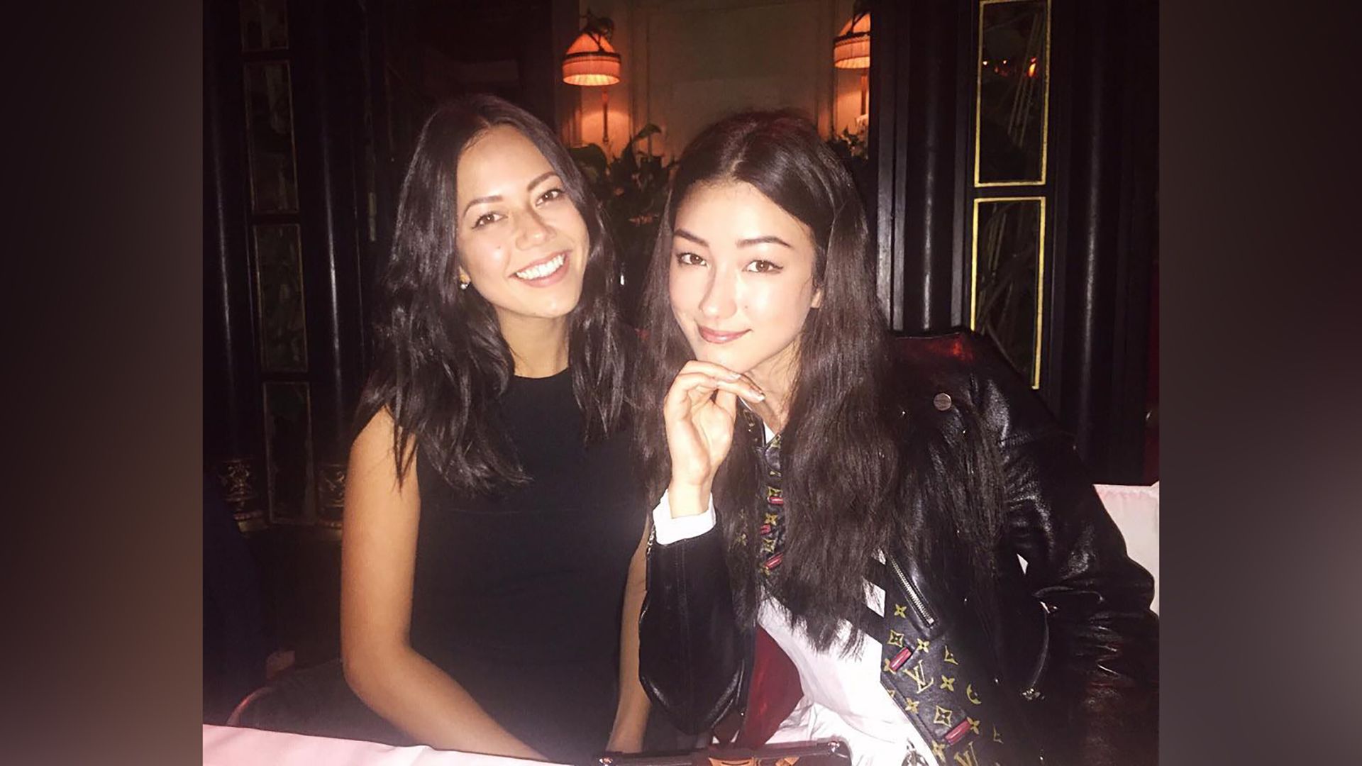 Natasha Liu Bordizzo da giovane (a destra)
