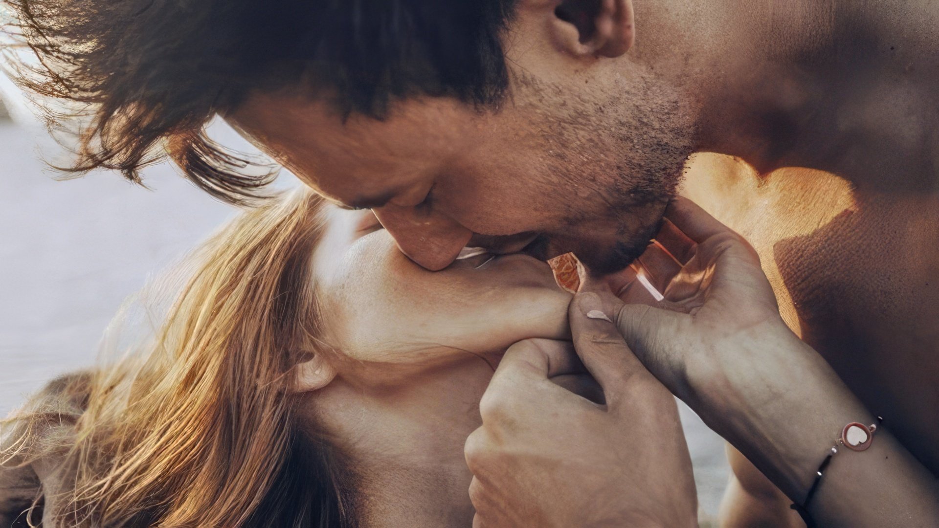 Passione e attrazione brillano tra di loro