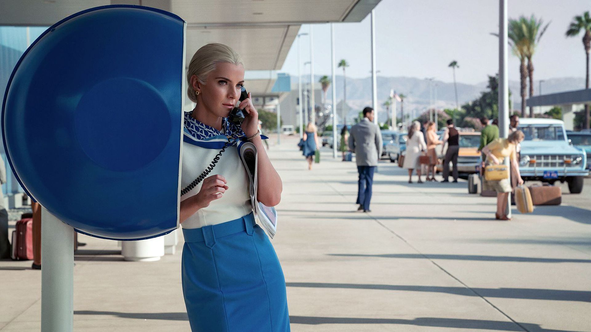 Betty Gilpin nella serie 'Gaslit'