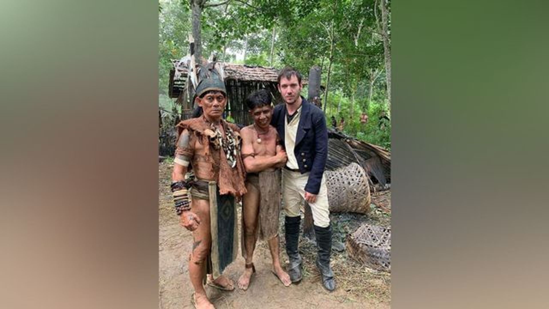 Jonathan Rhys Meyers sul set del film 'Edge of the World'