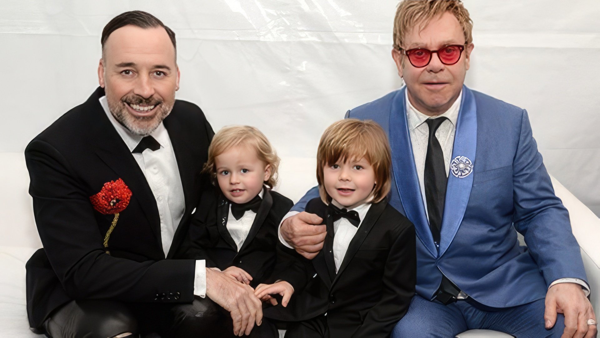 Elton John e David Furnish con i loro figli