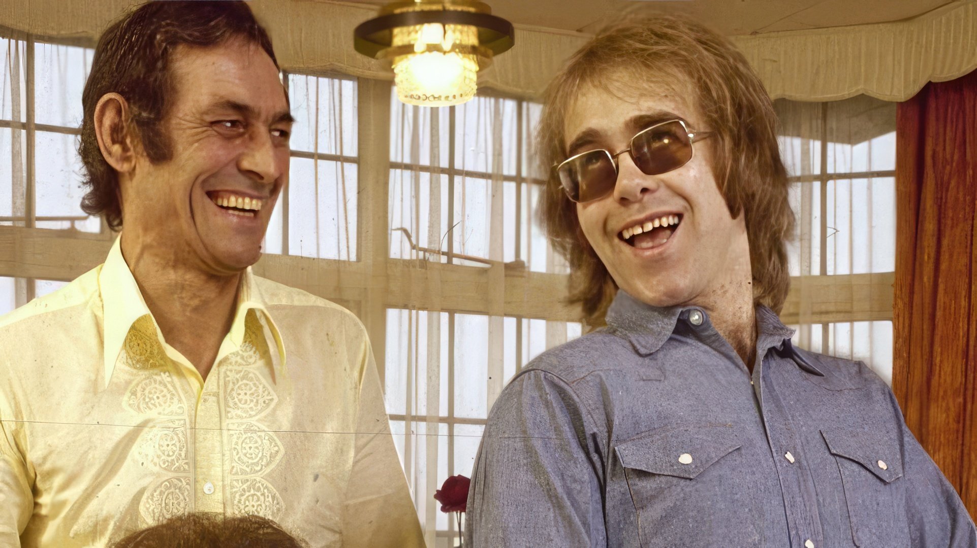 Elton John con il patrigno Fred Fairbrother