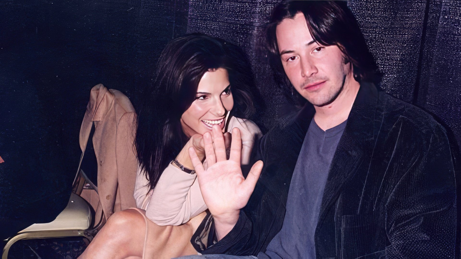 Durante le riprese, Keanu e Sandra Bullock ebbero un fugace amore