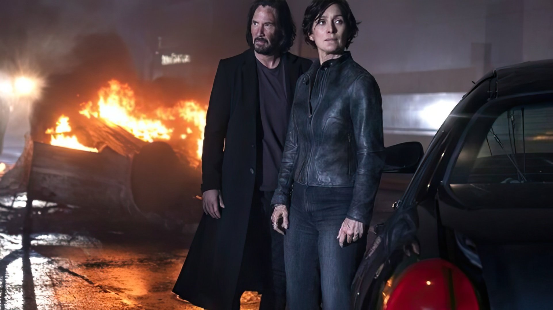 Keanu Reeves e Carrie-Anne Moss sul set di The Matrix 4