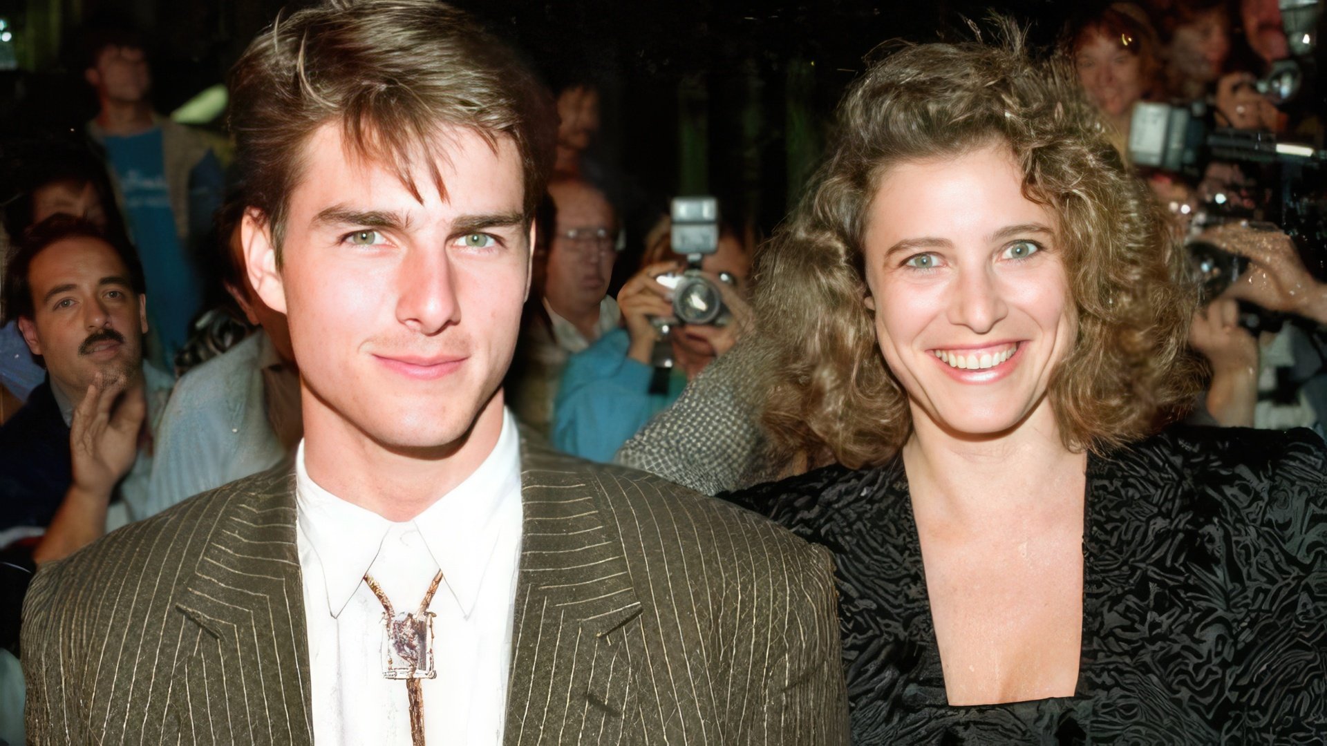A causa della sua fidanzata Mimi Rogers, Tom Cruise entrò in Scientology