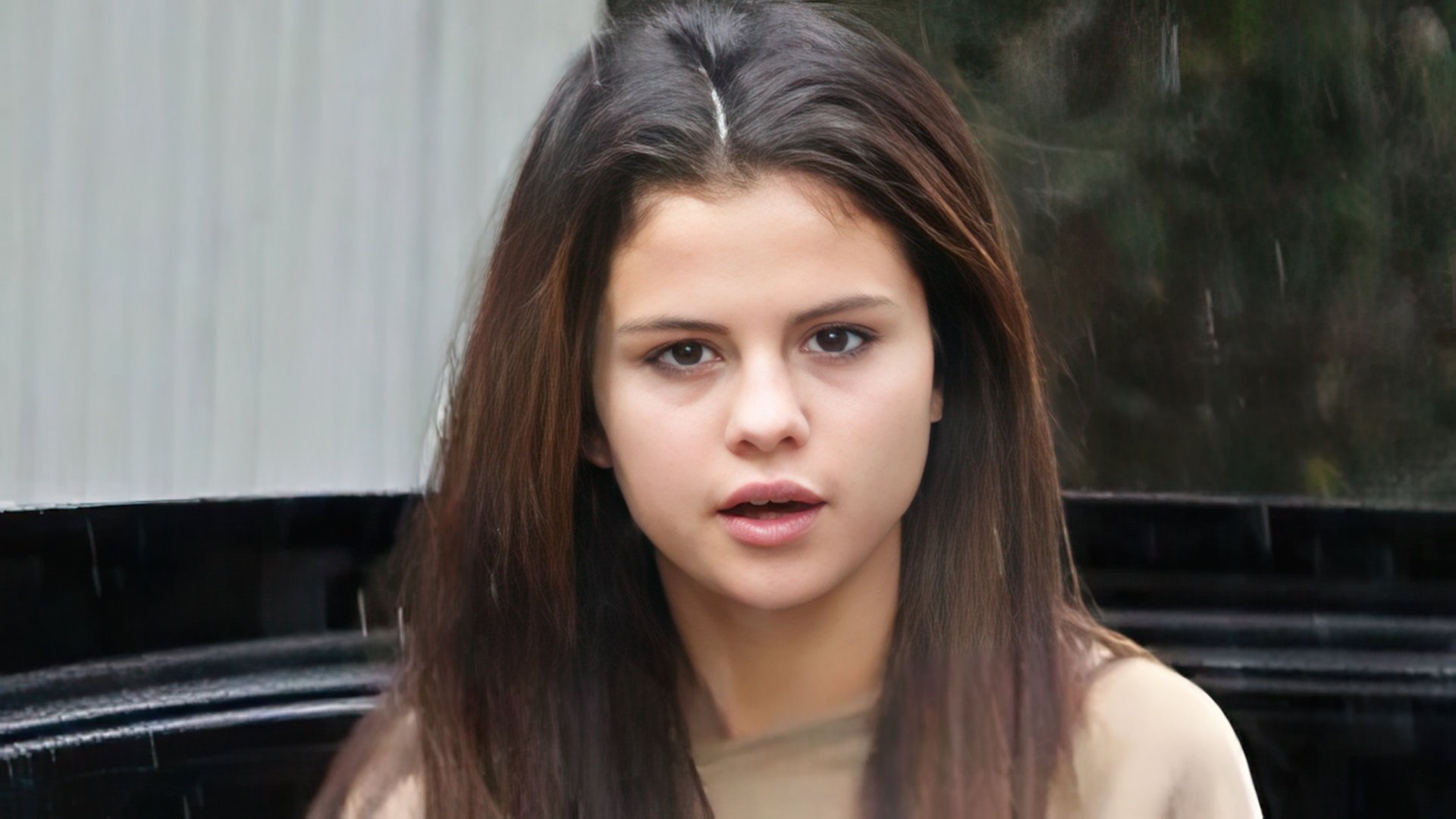Selena Gomez senza trucco
