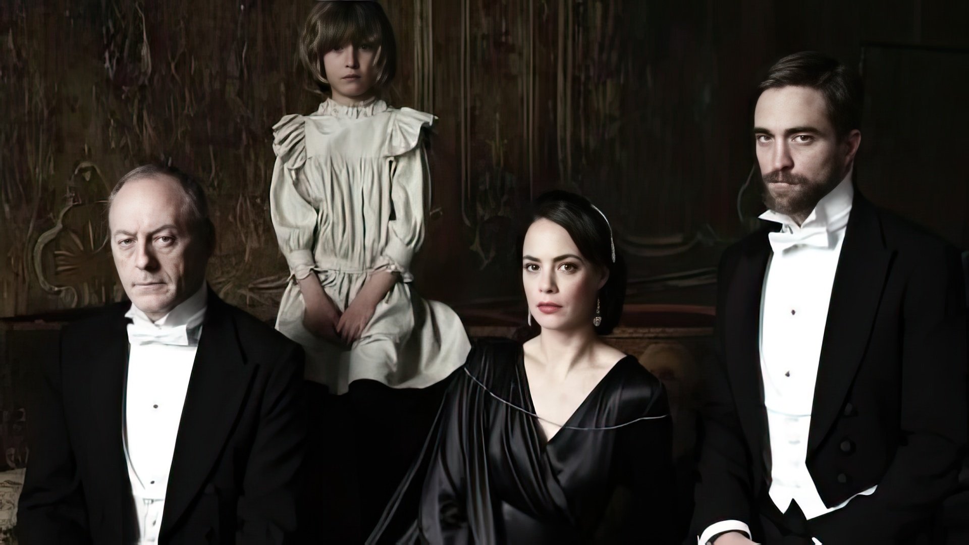 Il cast del film "The Childhood of a Leader"