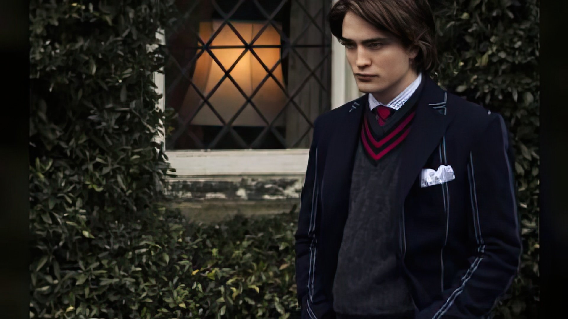 Servizio fotografico di Robert Pattinson per il catalogo Hackett