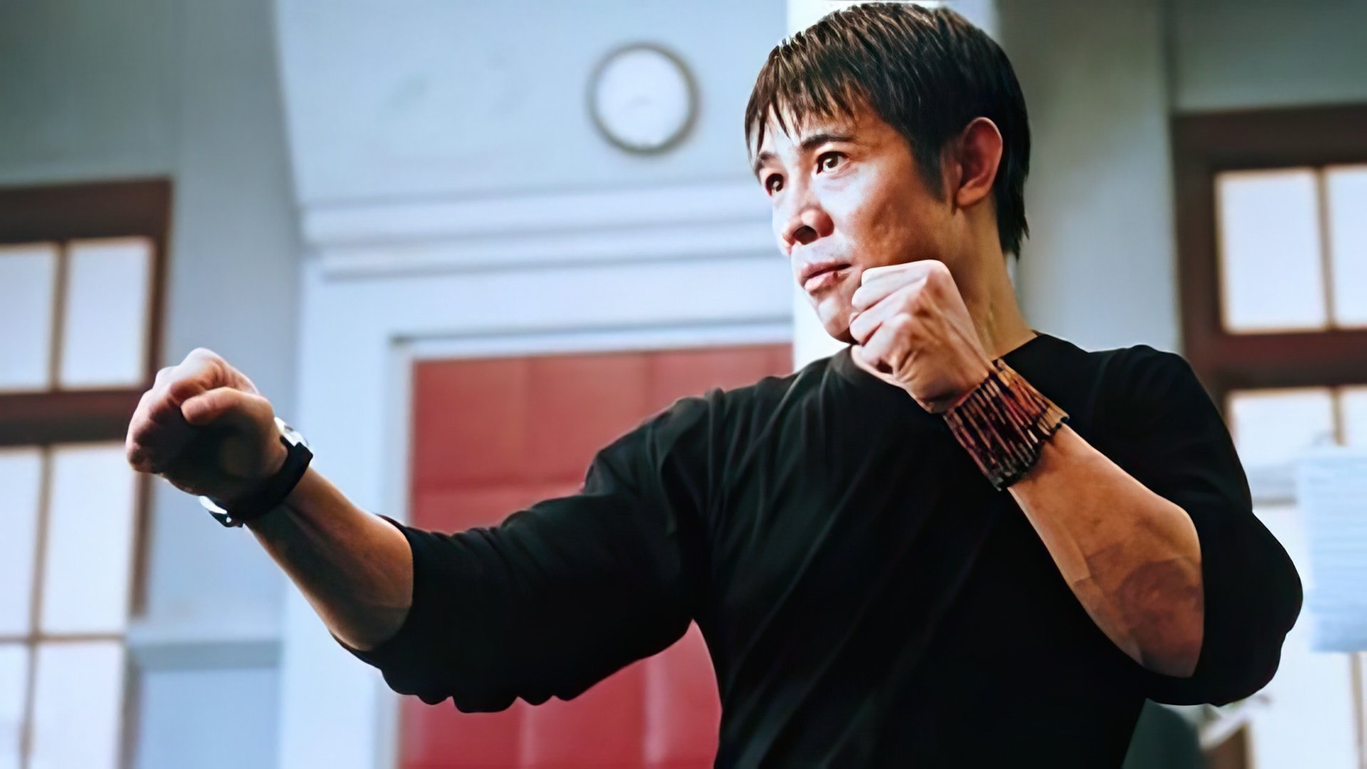 Nel 2001, Jet Li ha recitato in "Kiss of the Dragon"