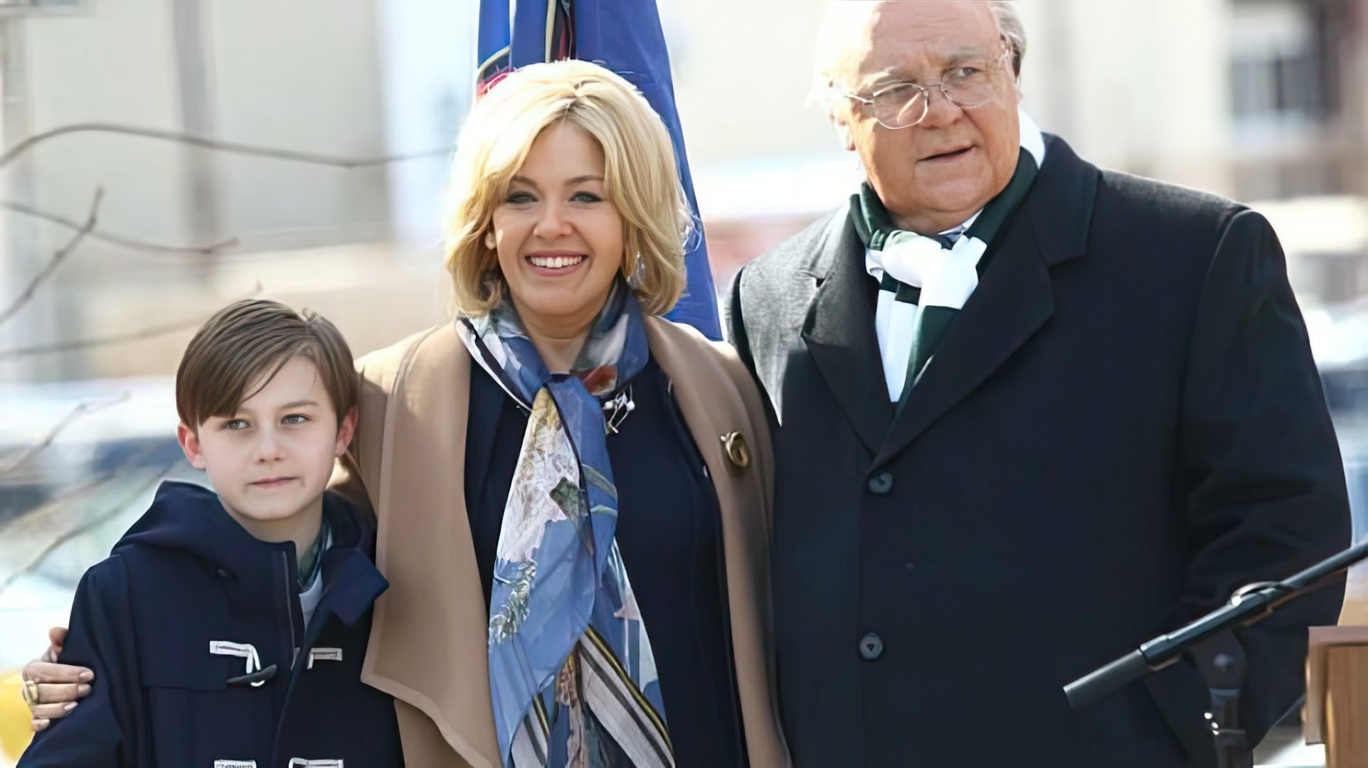 Sienna Miller sul set della serie 'The Loudest Voice'