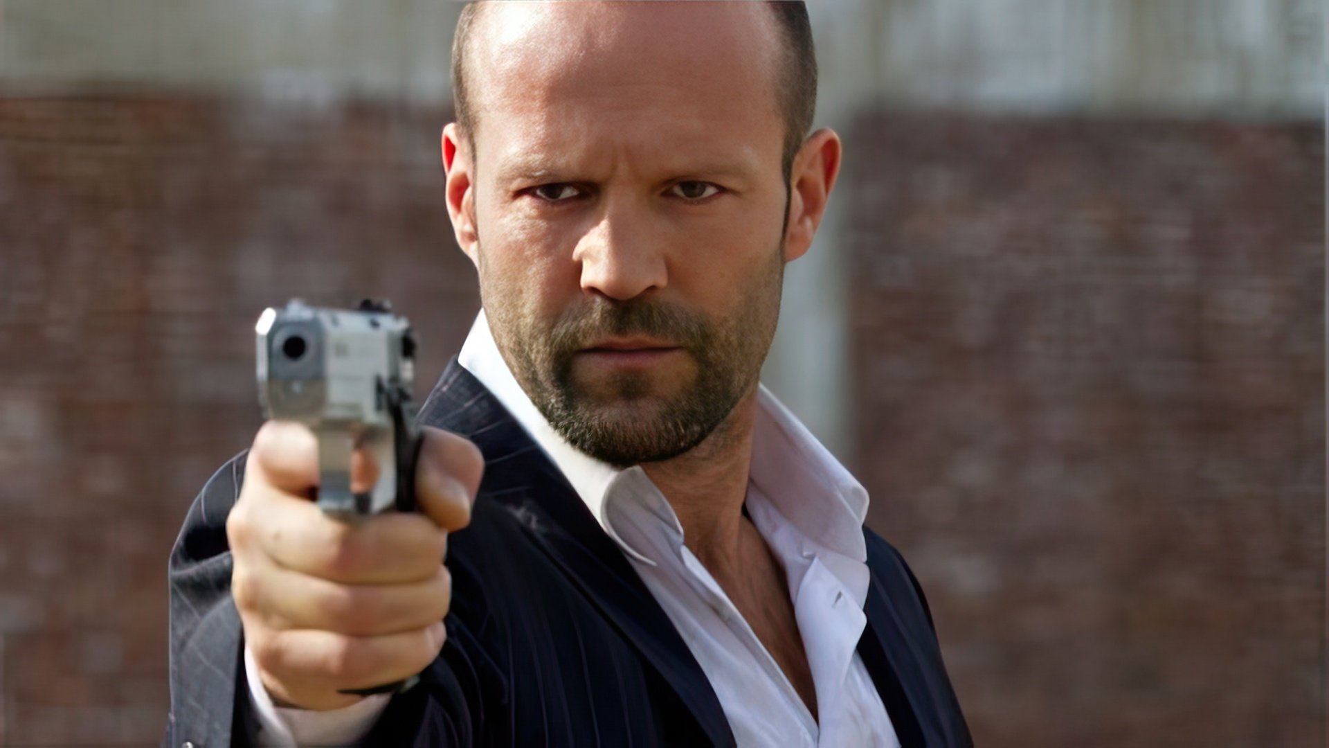 La star di thriller e film d'azione Jason Statham