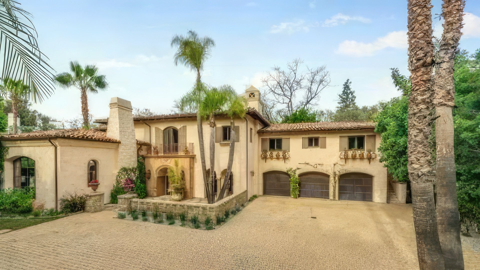 La casa dove Miley Cyrus ha trascorso l'infanzia (la famiglia l'ha affittata dopo il successo di "Hannah Montana")