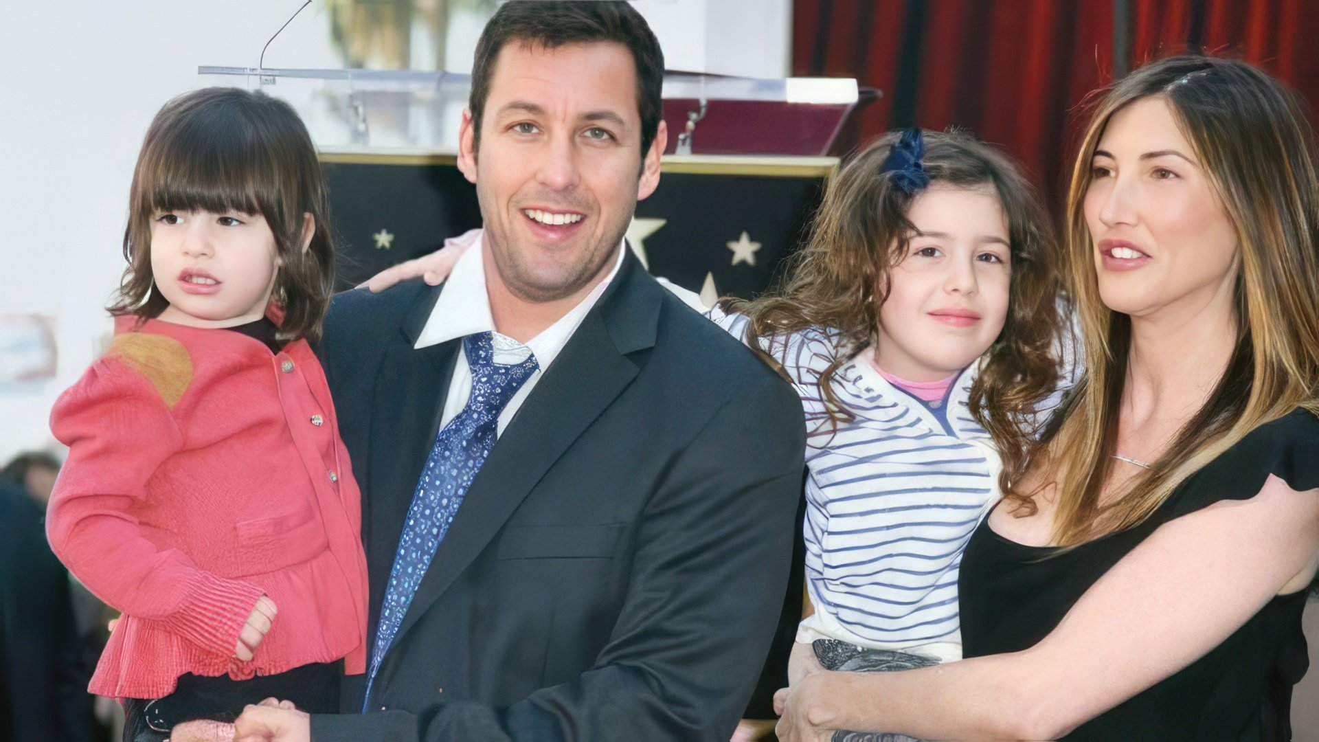 Adam Sandler con la moglie e le figlie