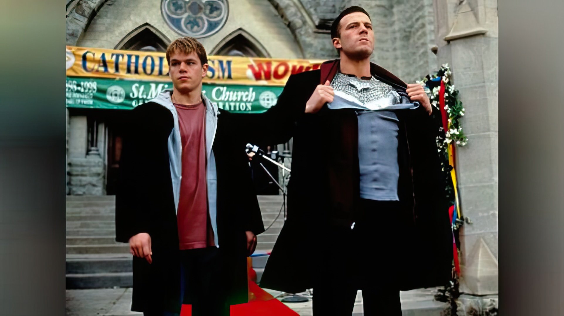 Affleck e Damon in "Dogma"