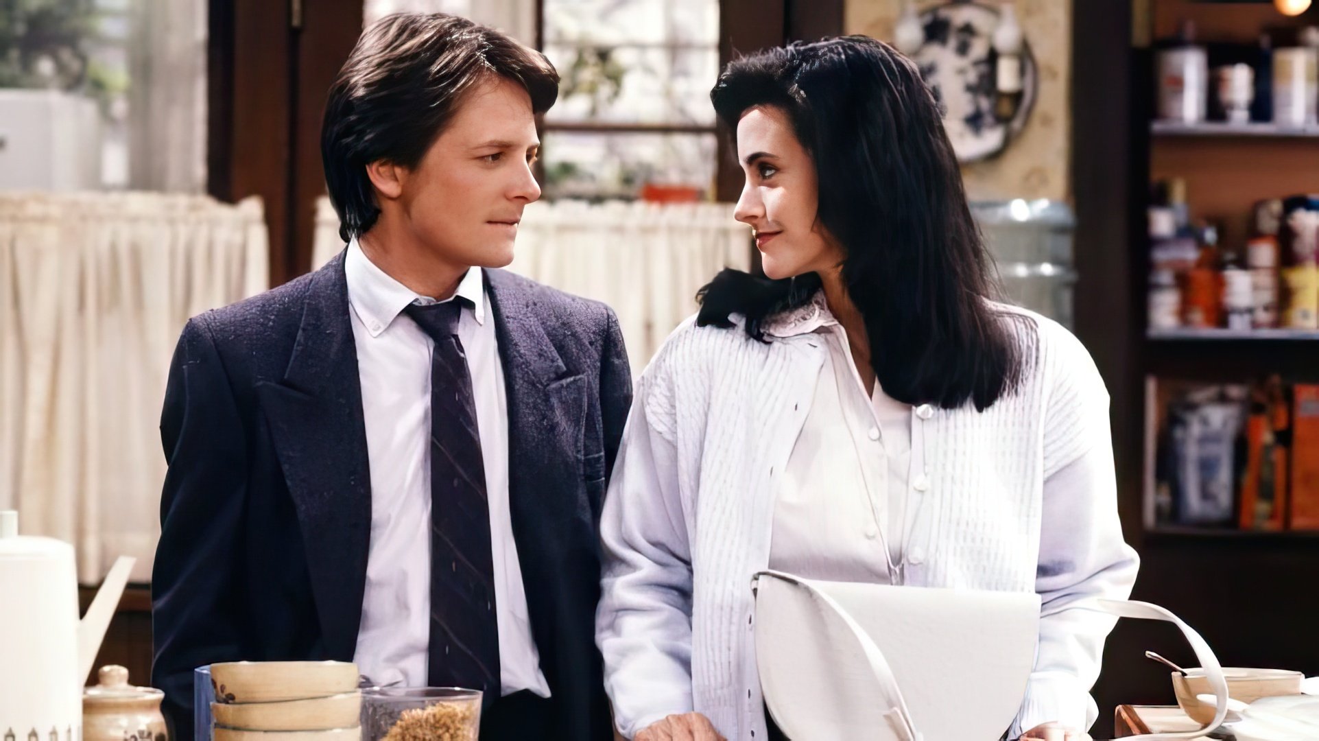 Courteney Cox nella serie 'Family Ties'