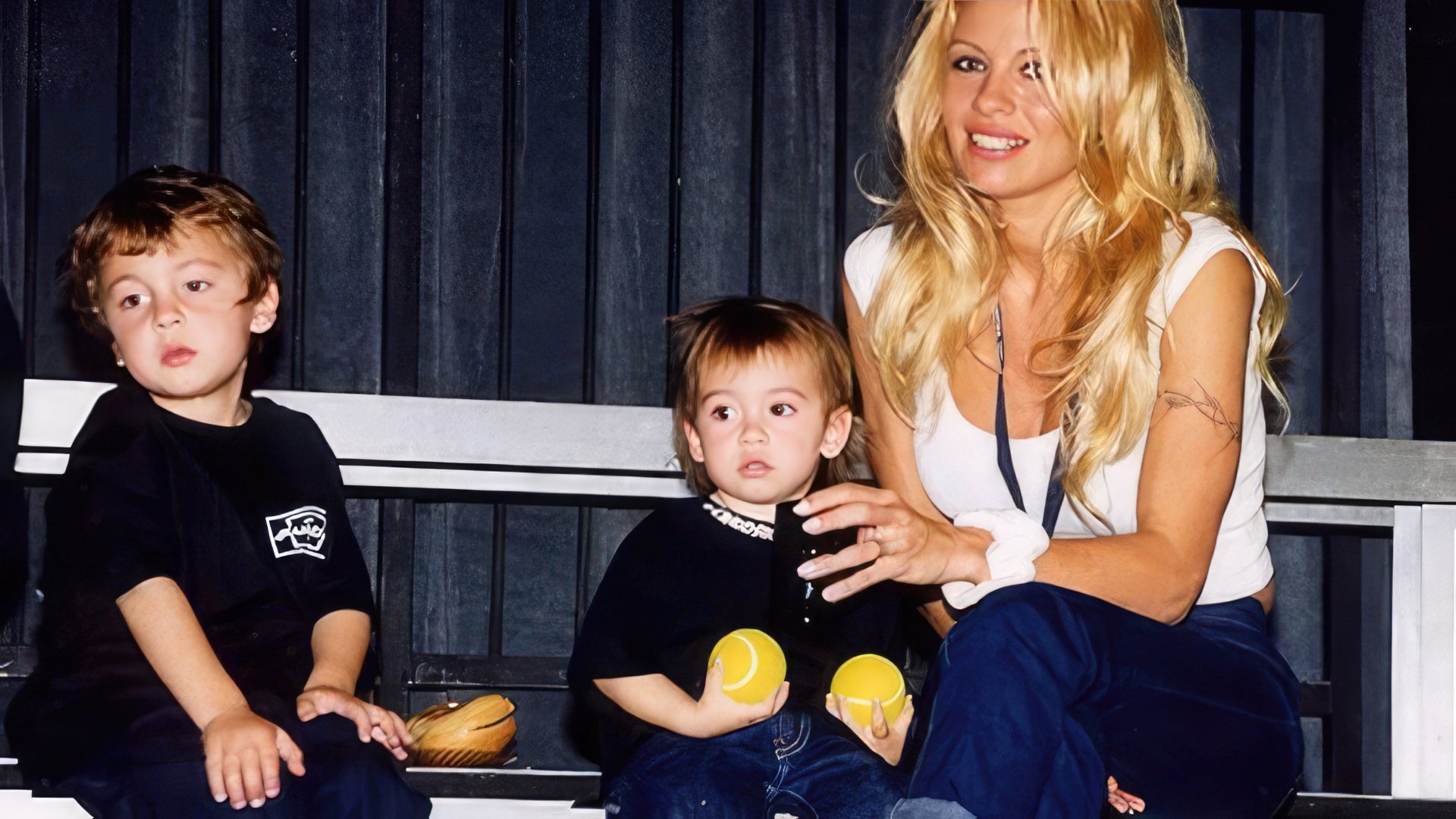 Pamela Anderson con i figli