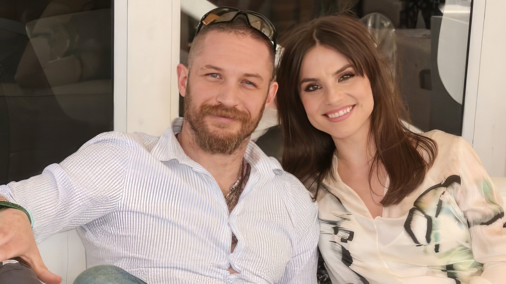 Nella foto: Tom Hardy e Charlotte Riley