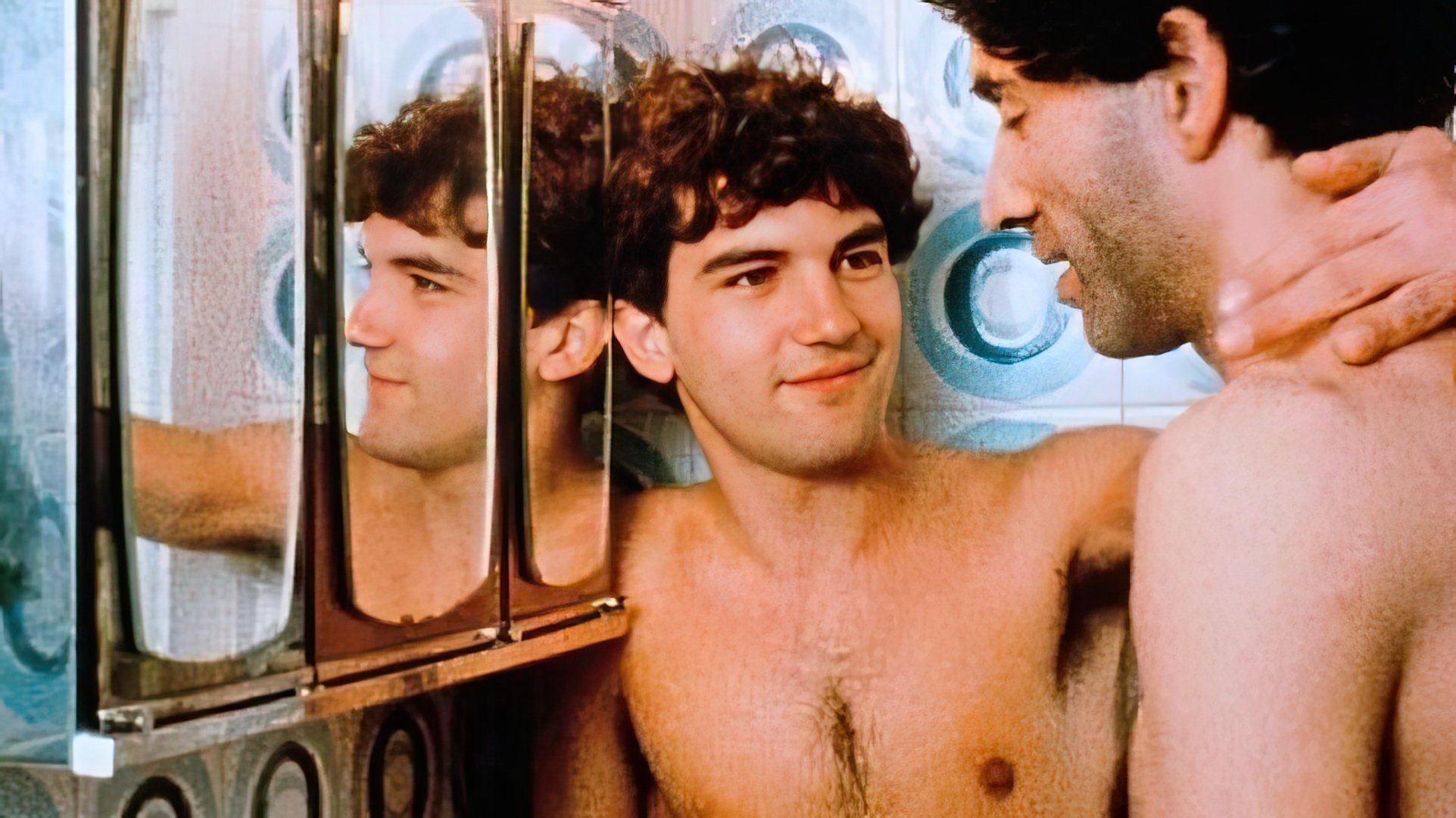 Antonio Banderas nel film "Labyrinth of Passion"