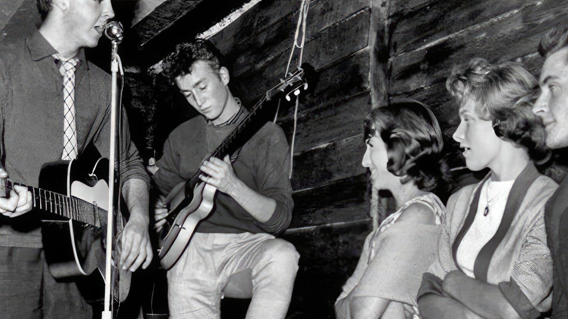 John Lennon e Paul McCartney in The Quarrymen