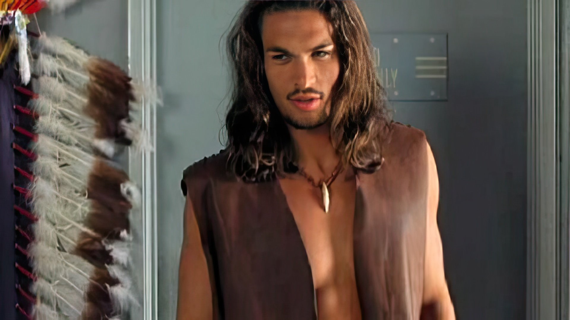 L'apparizione di Momoa in "Johnson Family Vacation"