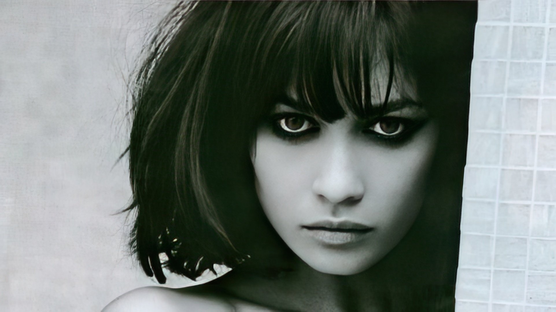 L'altezza di Olga Kurylenko è di 176 cm