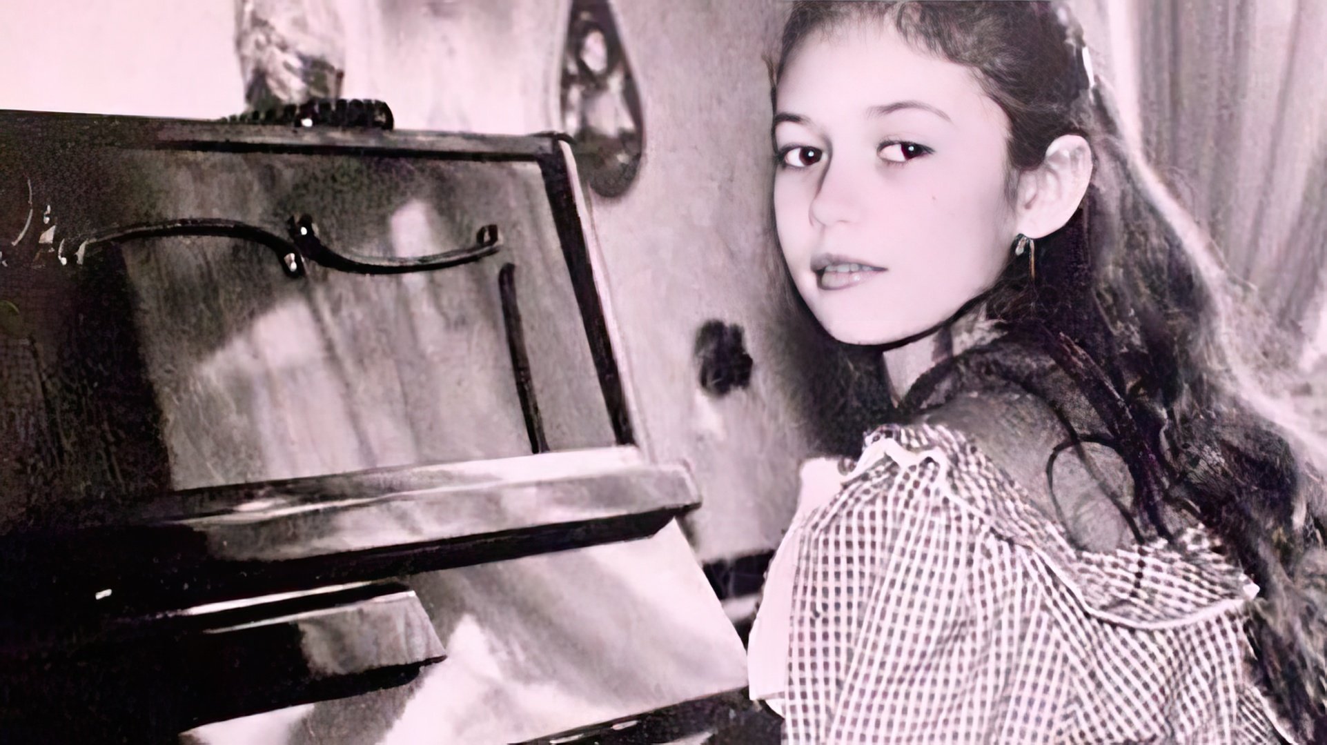 L'infanzia di Olga Kurylenko era estremamente impegnativa