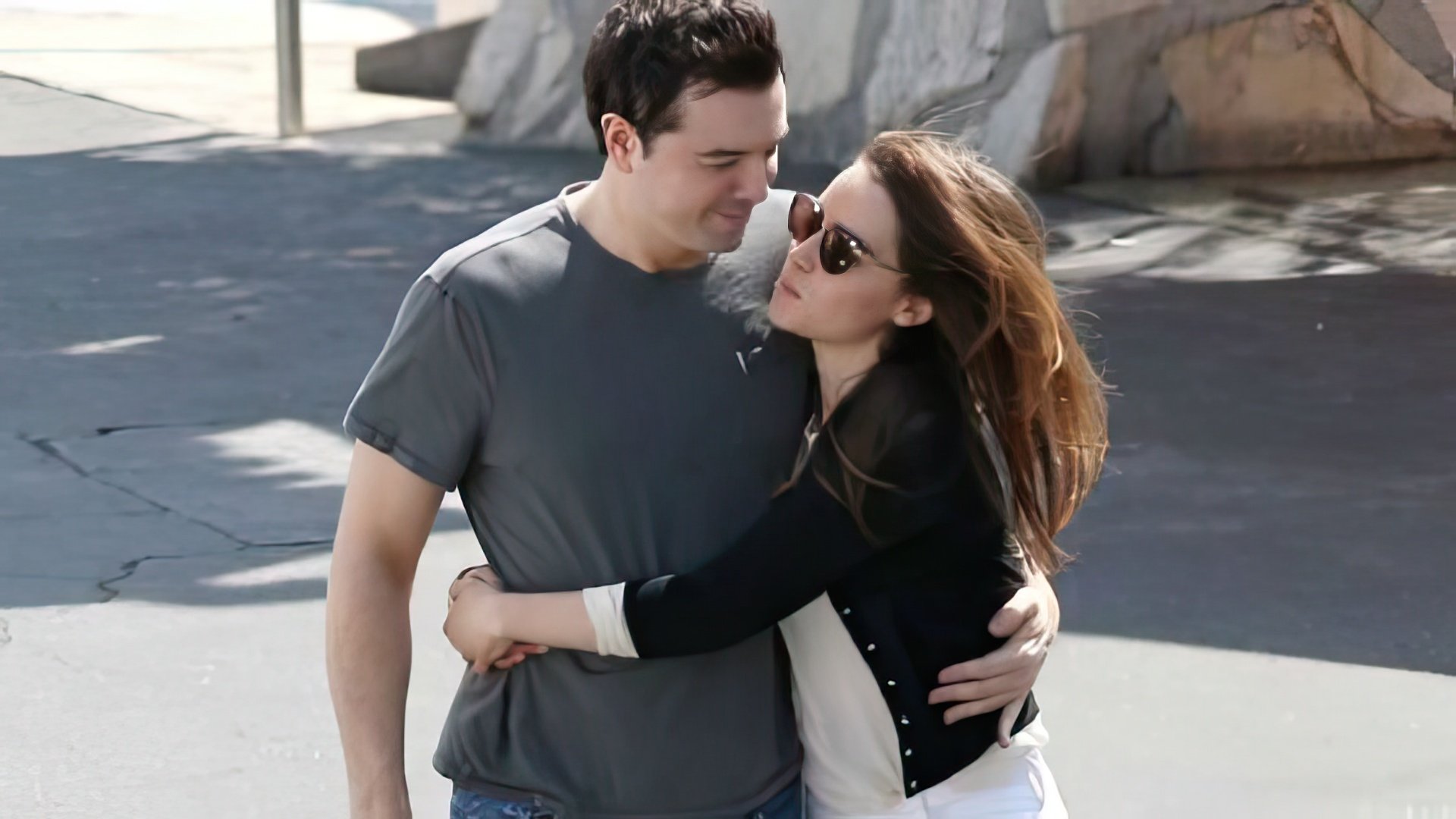 Emilia Clarke e Seth MacFarlane