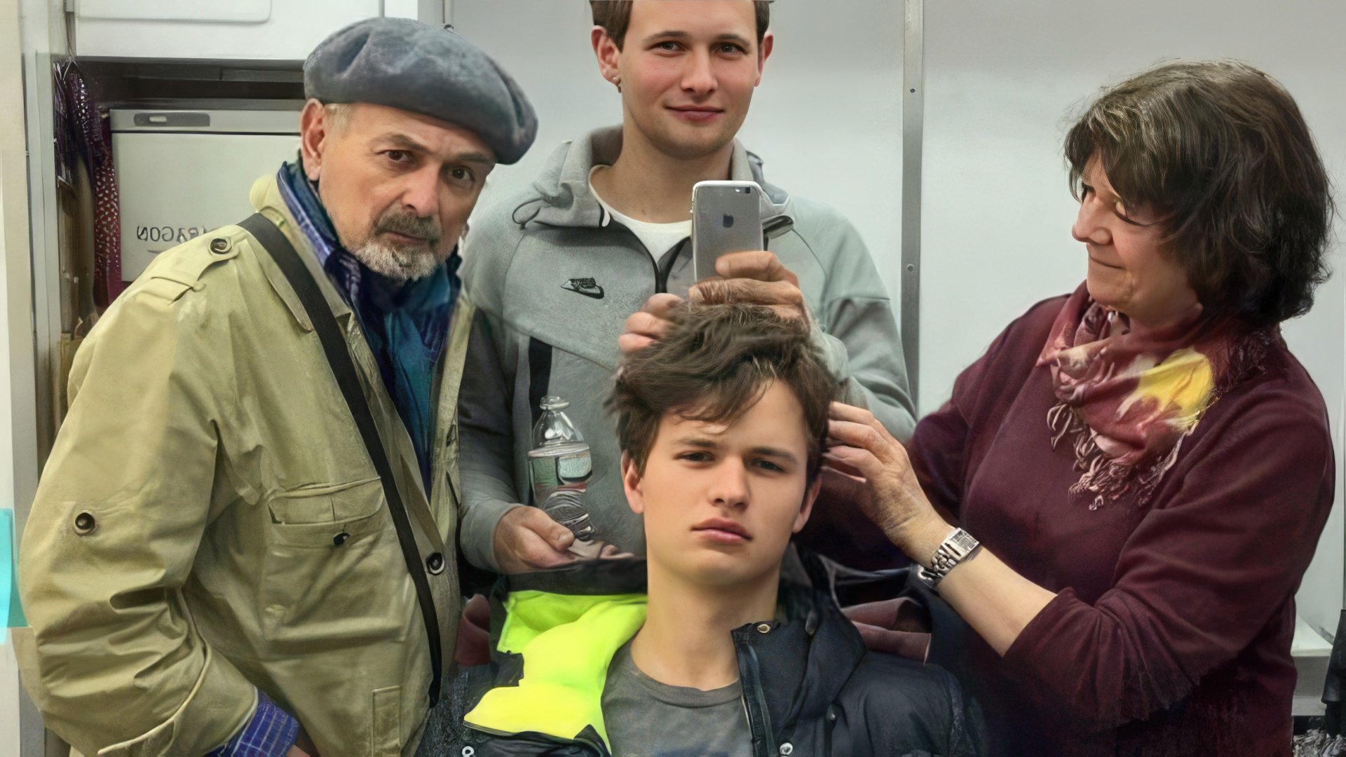 Ansel Elgort sul set di November Criminals