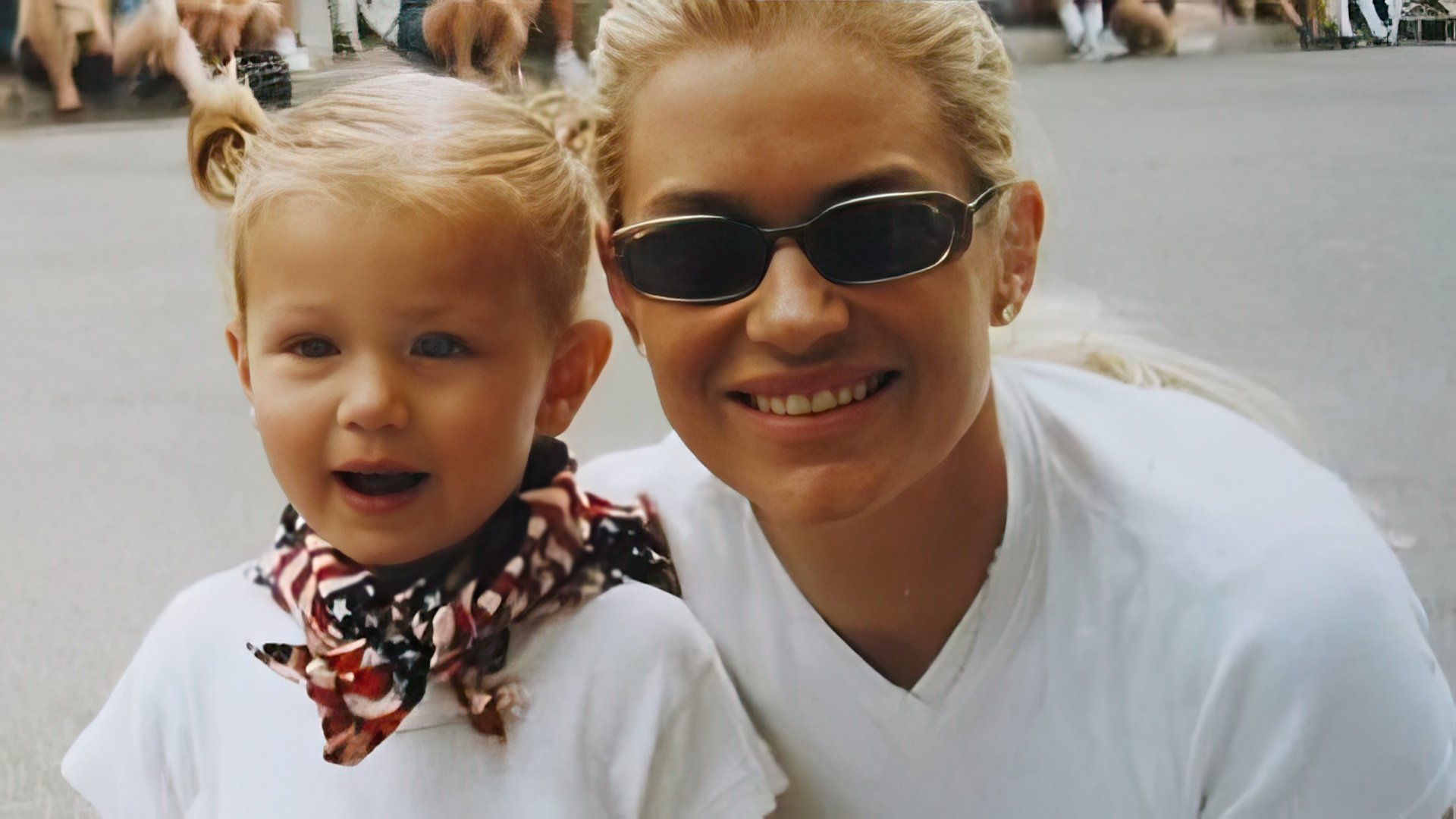 Bella Hadid da bambina con sua madre
