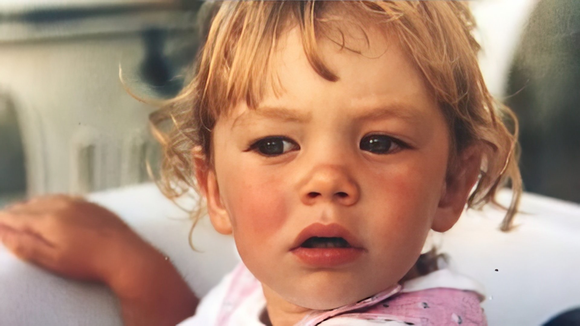 Vanessa Kirby da bambina