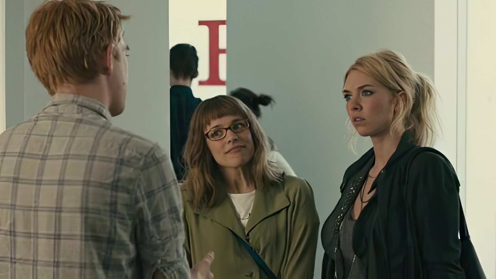 Vanessa Kirby nel film About Time