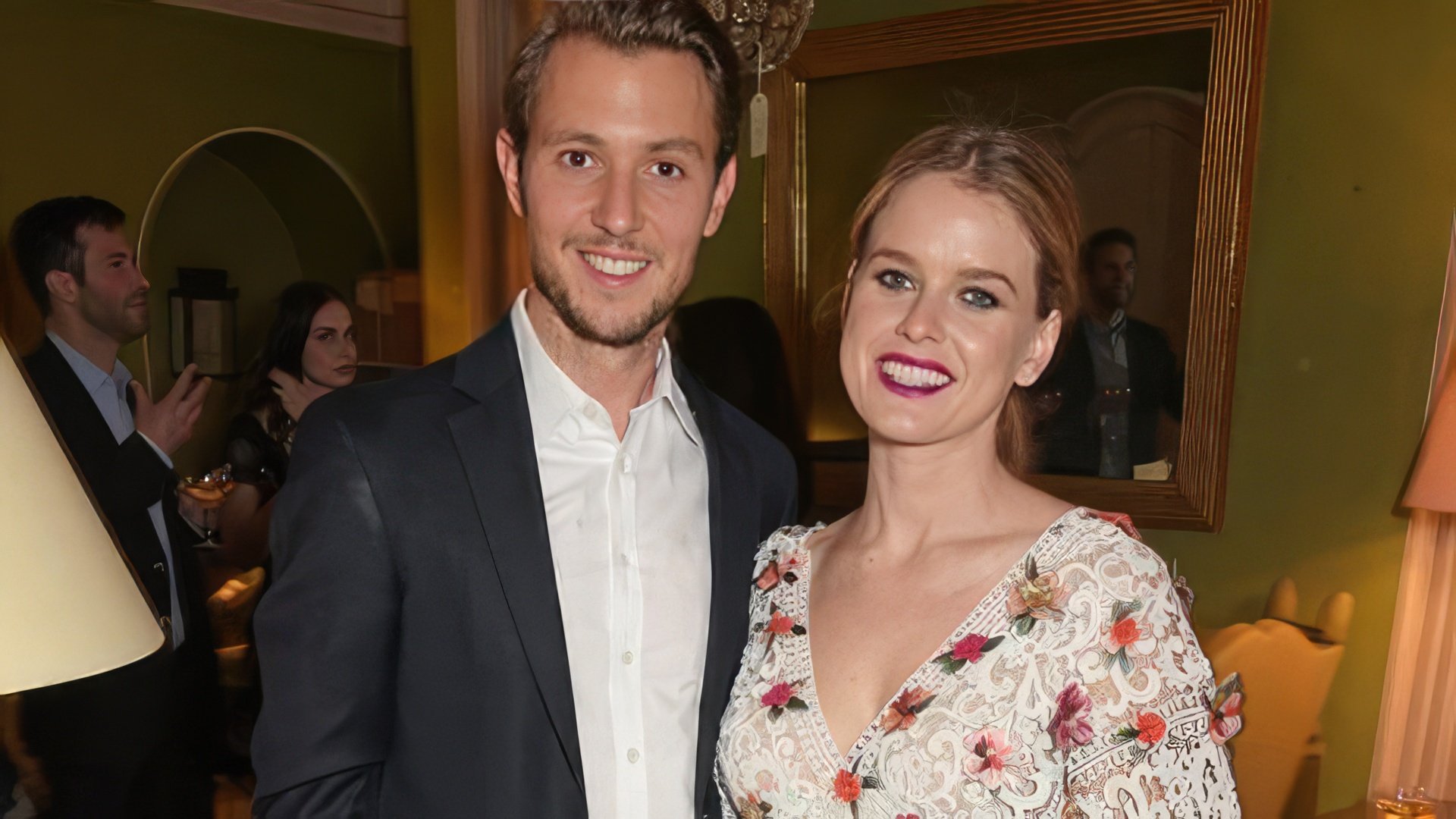 Alice Eve e Alex Cowper-Smith