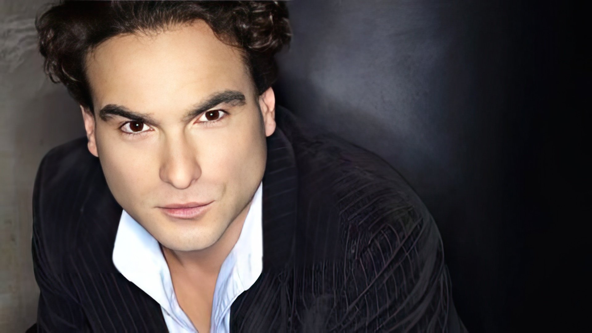 L'attore americano Johnny Galecki