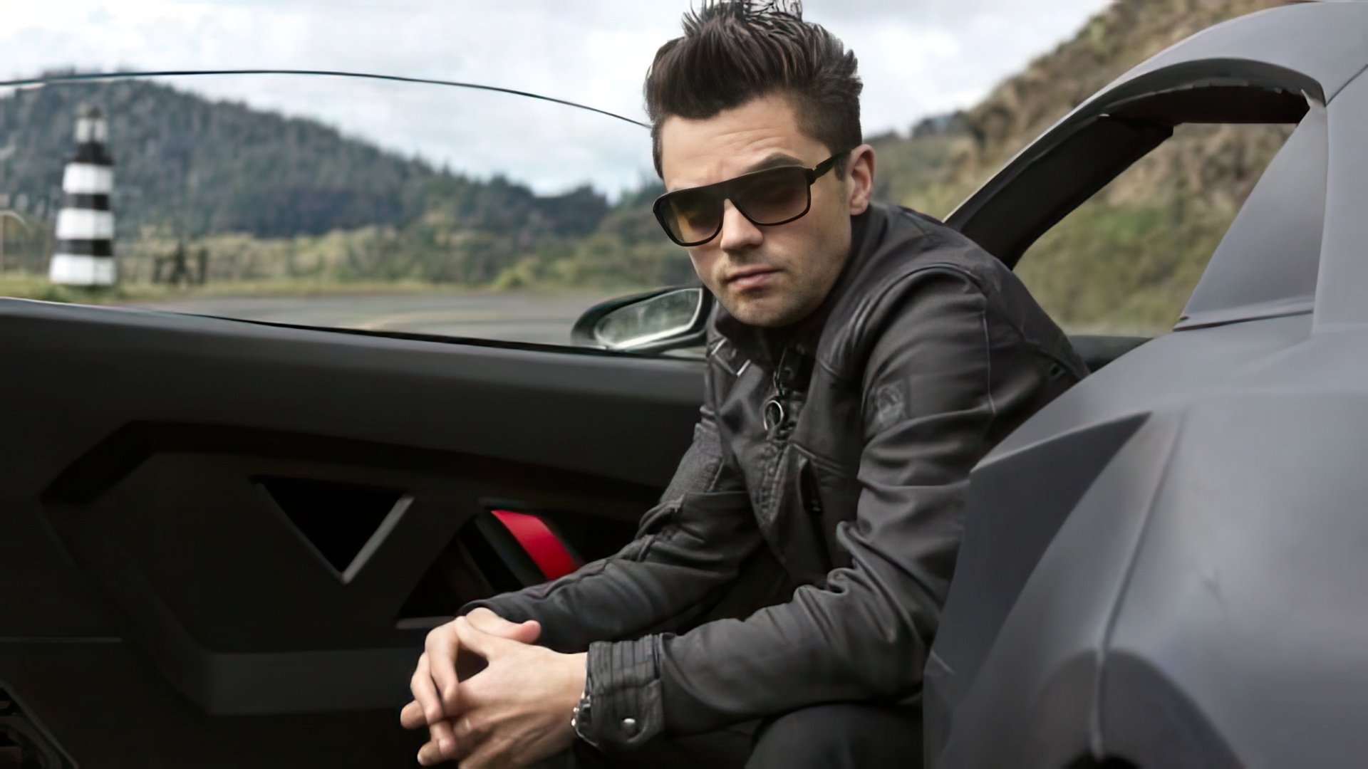 Il taglio di capelli di Dominic Cooper in 'Need for Speed' ha fatto scalpore