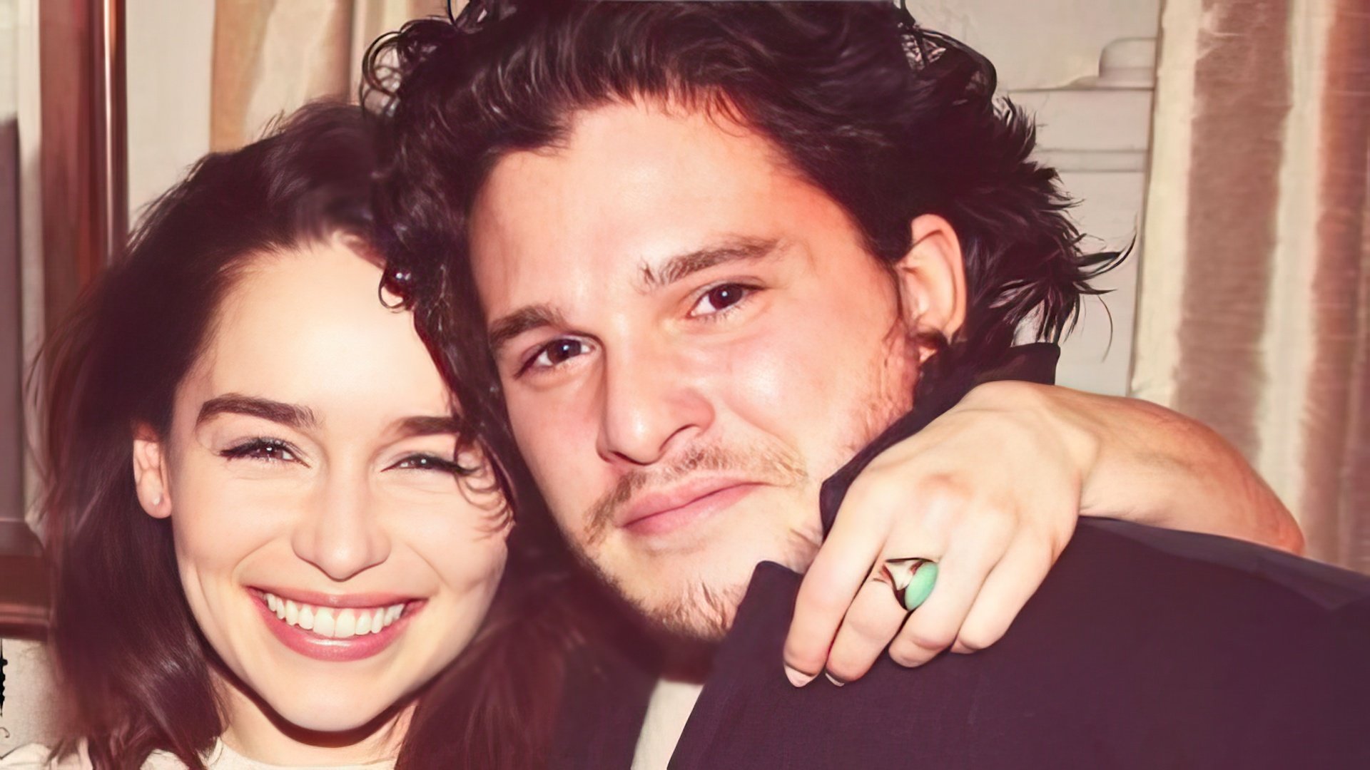 Emilia Clarke e Kit Harington sono solo amici