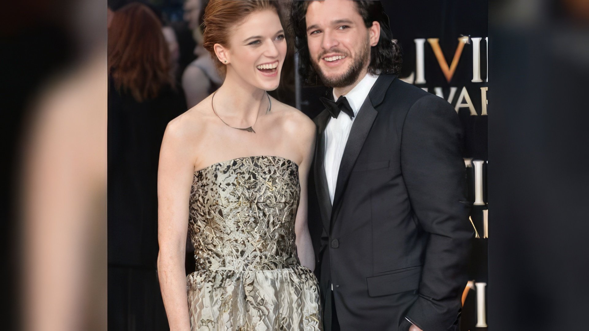 Ad aprile 2016, Rose Leslie e Kit Harington si sono annunciati come coppia