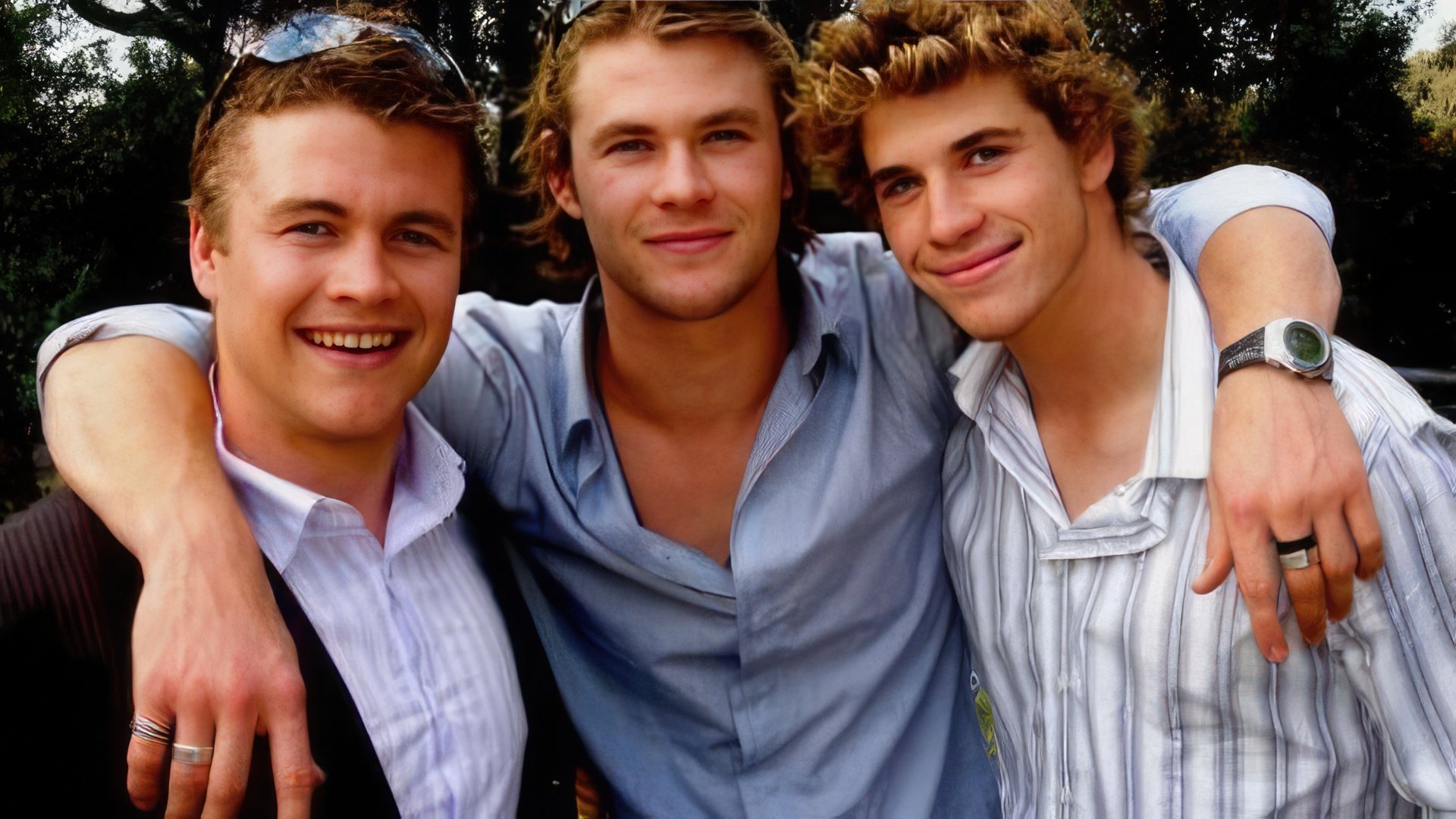 I fratelli Hemsworth: Luke, Chris e Liam (da sinistra a destra)