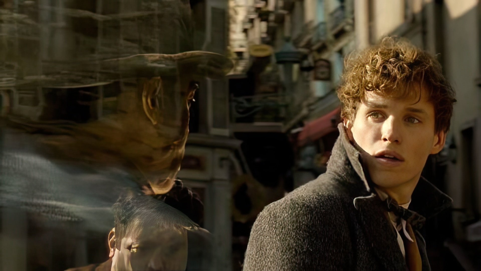 Eddie Redmayne è tornato nel ruolo di Newt Scamander nella seconda parte di "Fantastic Beasts"