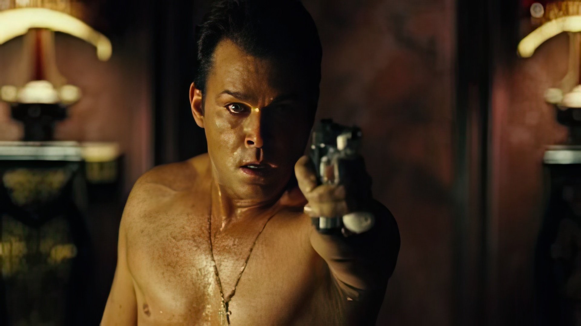 'Revolver': Ray Liotta come Dorothy Macha