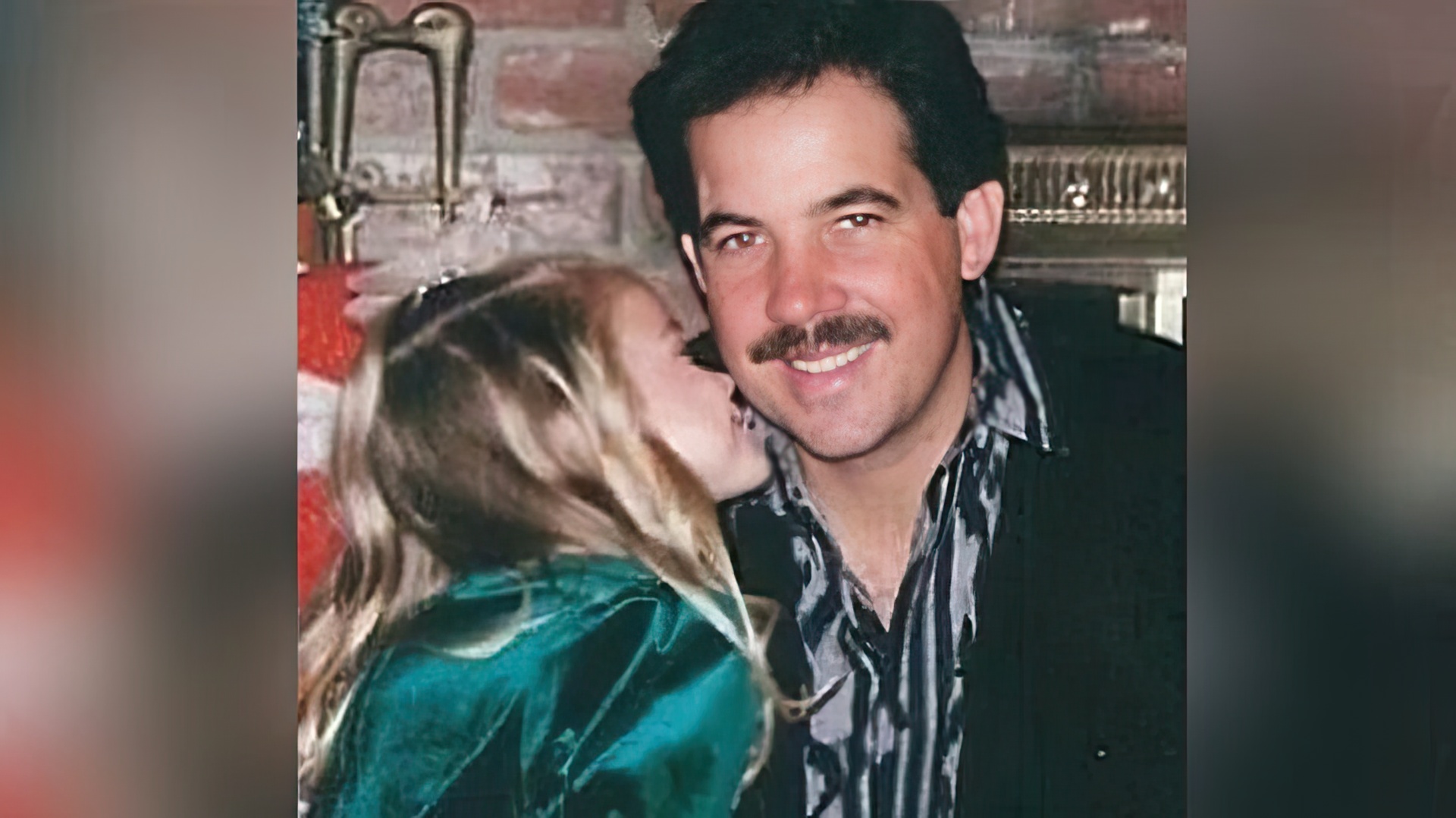 Ashley Benson da bambina con suo padre
