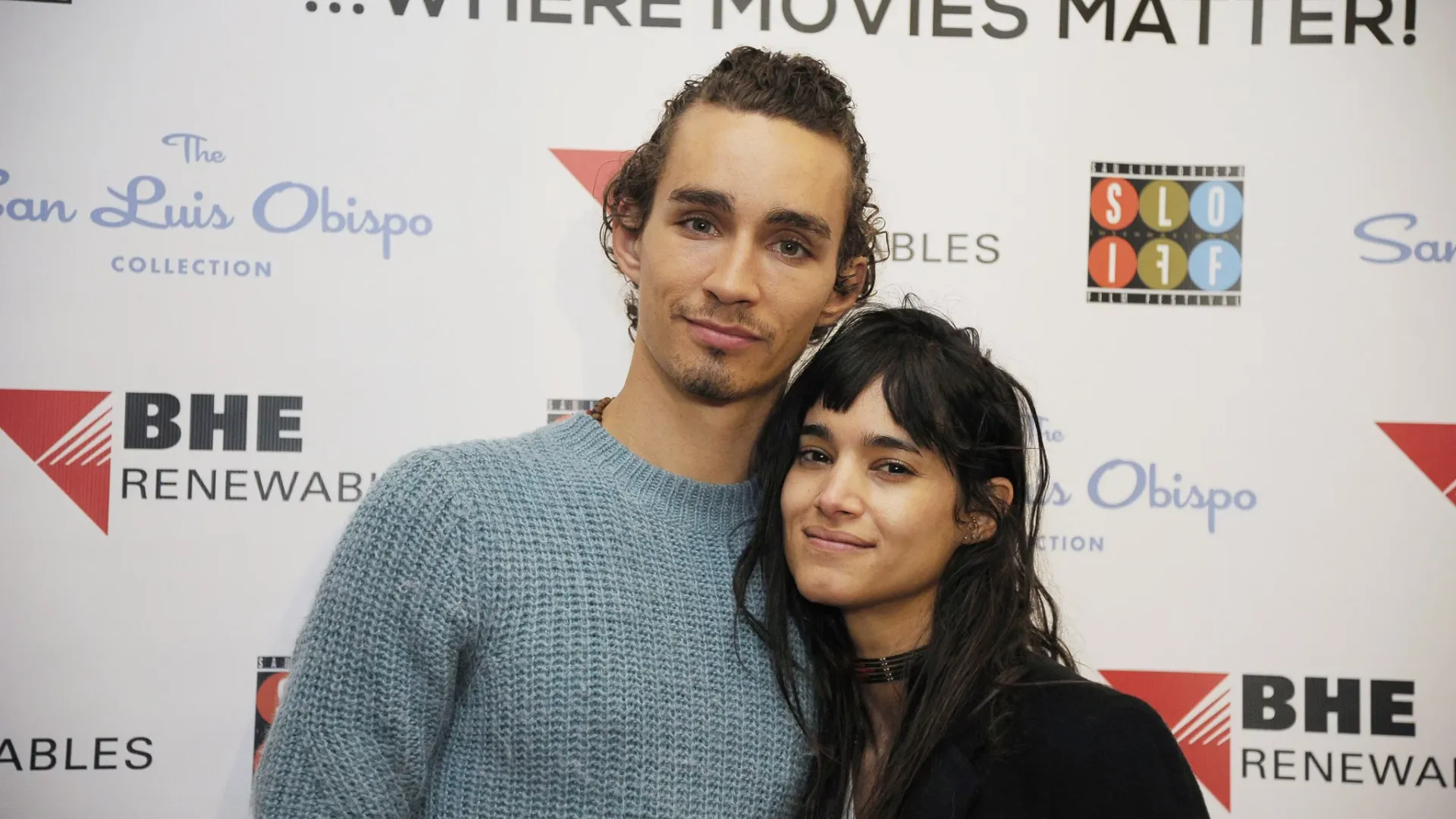 Sofia Boutella e Robert Sheehan