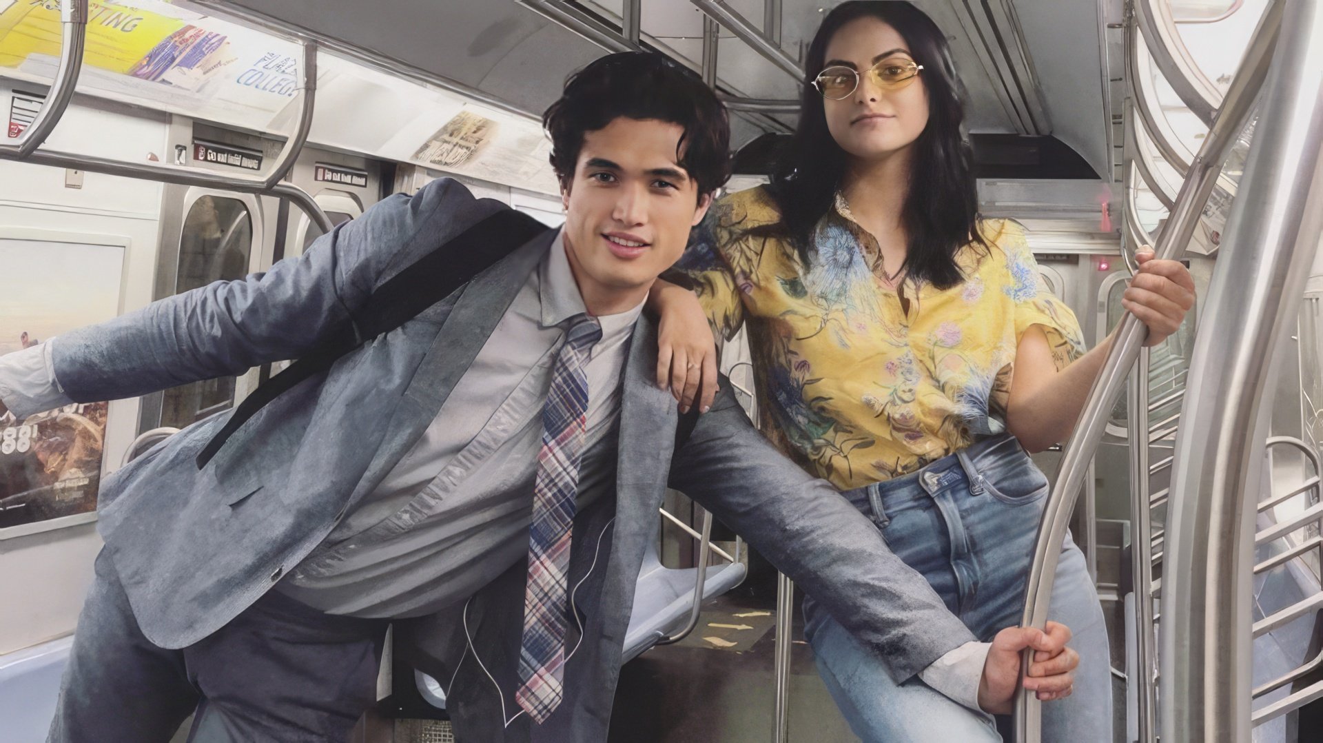 Charles Melton e Camila Mendes